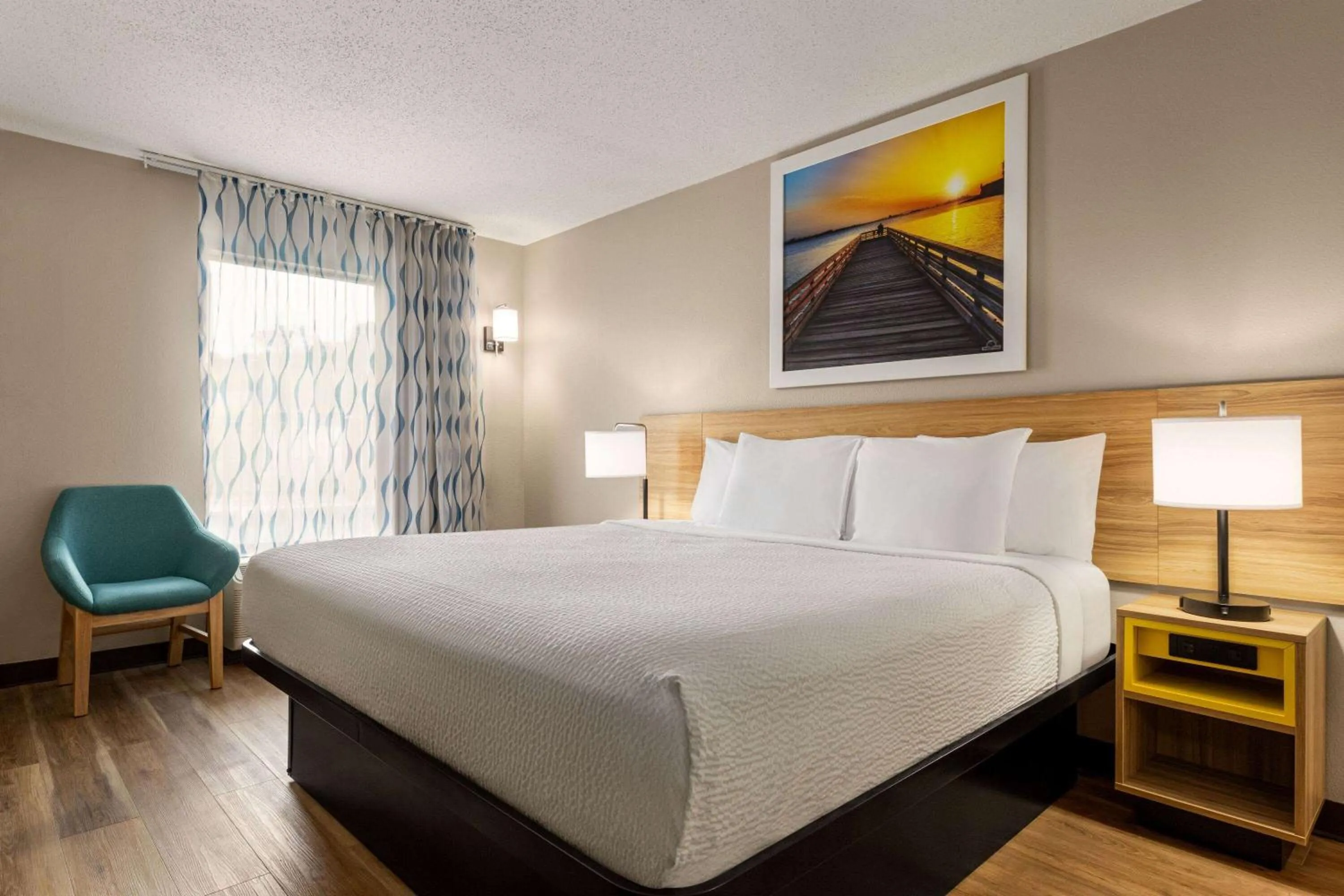 Photo of the whole room, Bed in Hotel Barkley