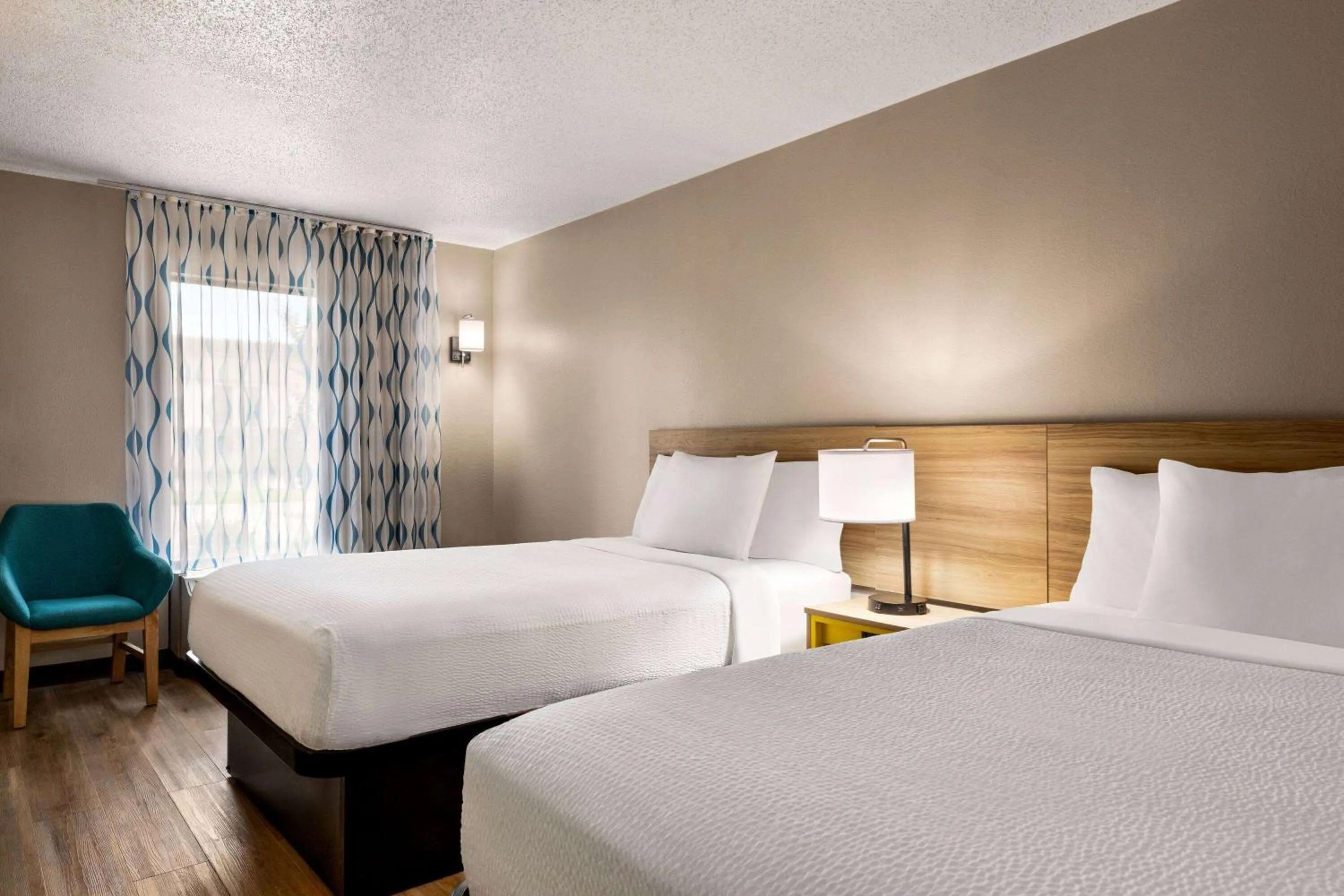 Photo of the whole room, Bed in Hotel Barkley