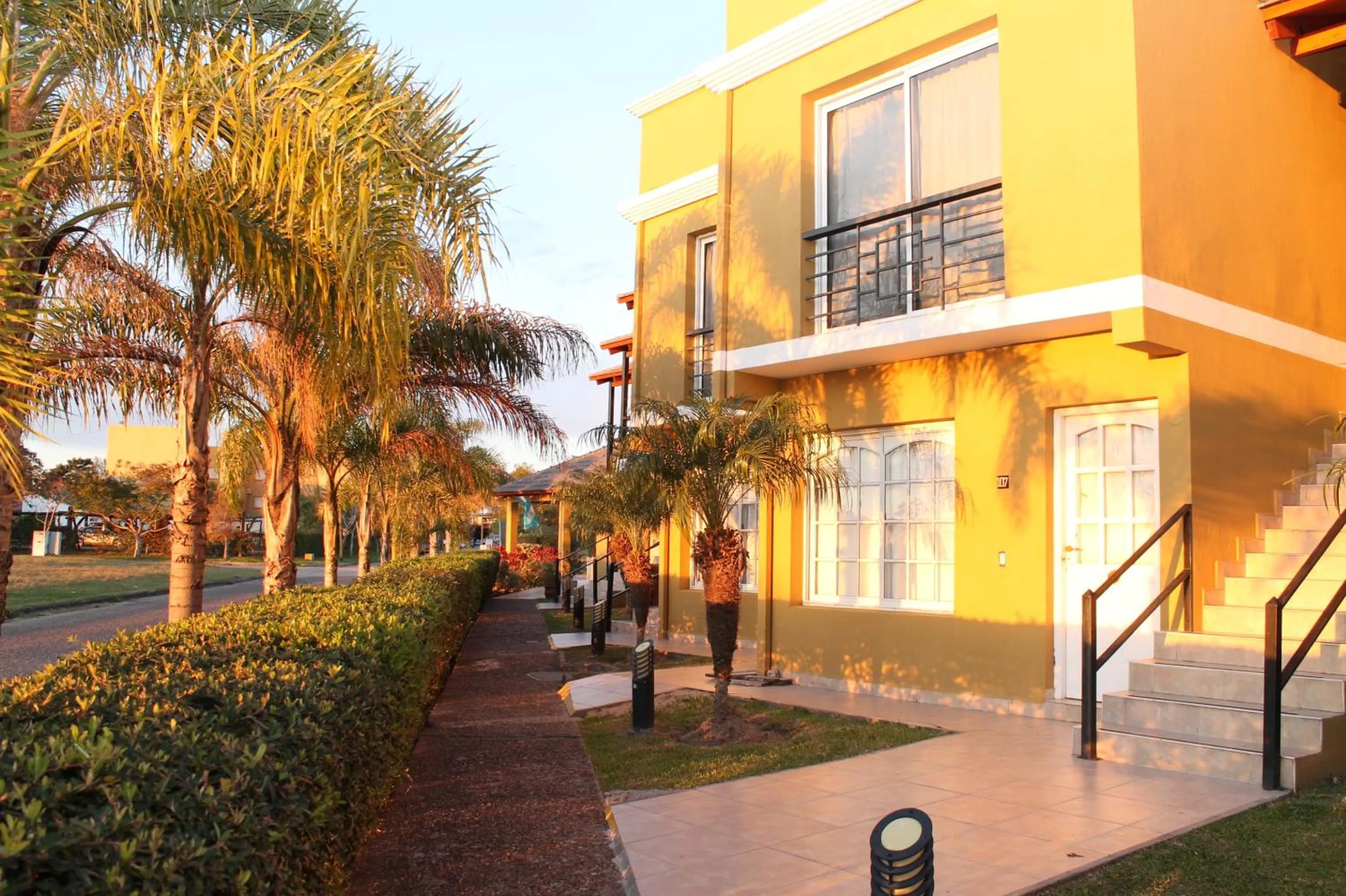 Property building in Brisas del Lago Apart y Hotel