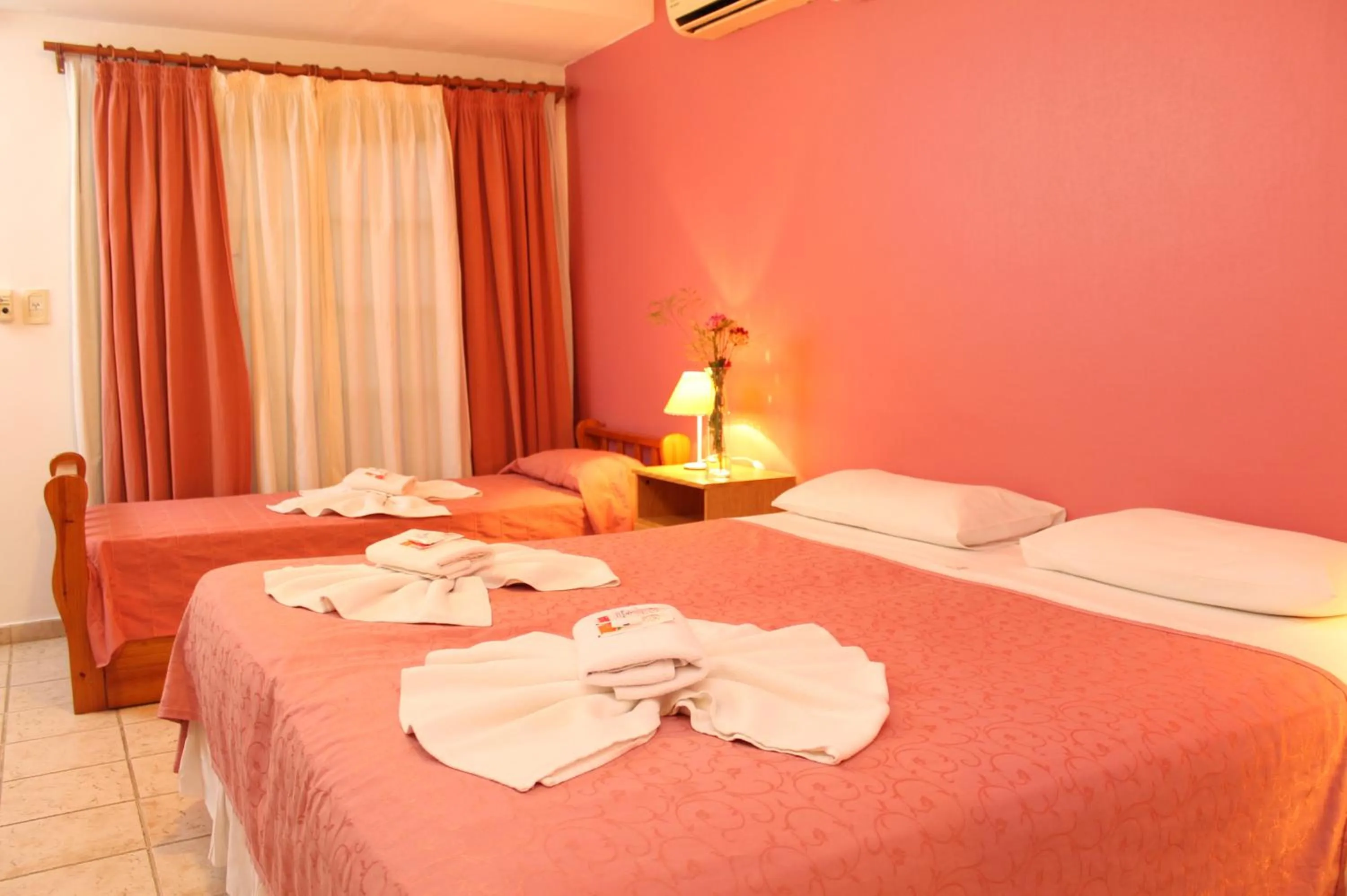 Bed in Brisas del Lago Apart y Hotel