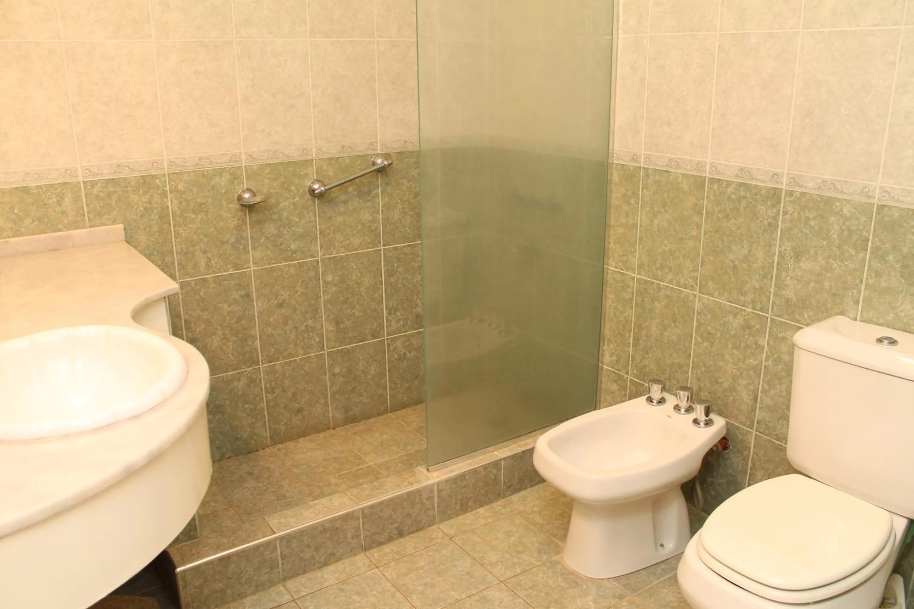 Bathroom in Brisas del Lago Apart y Hotel