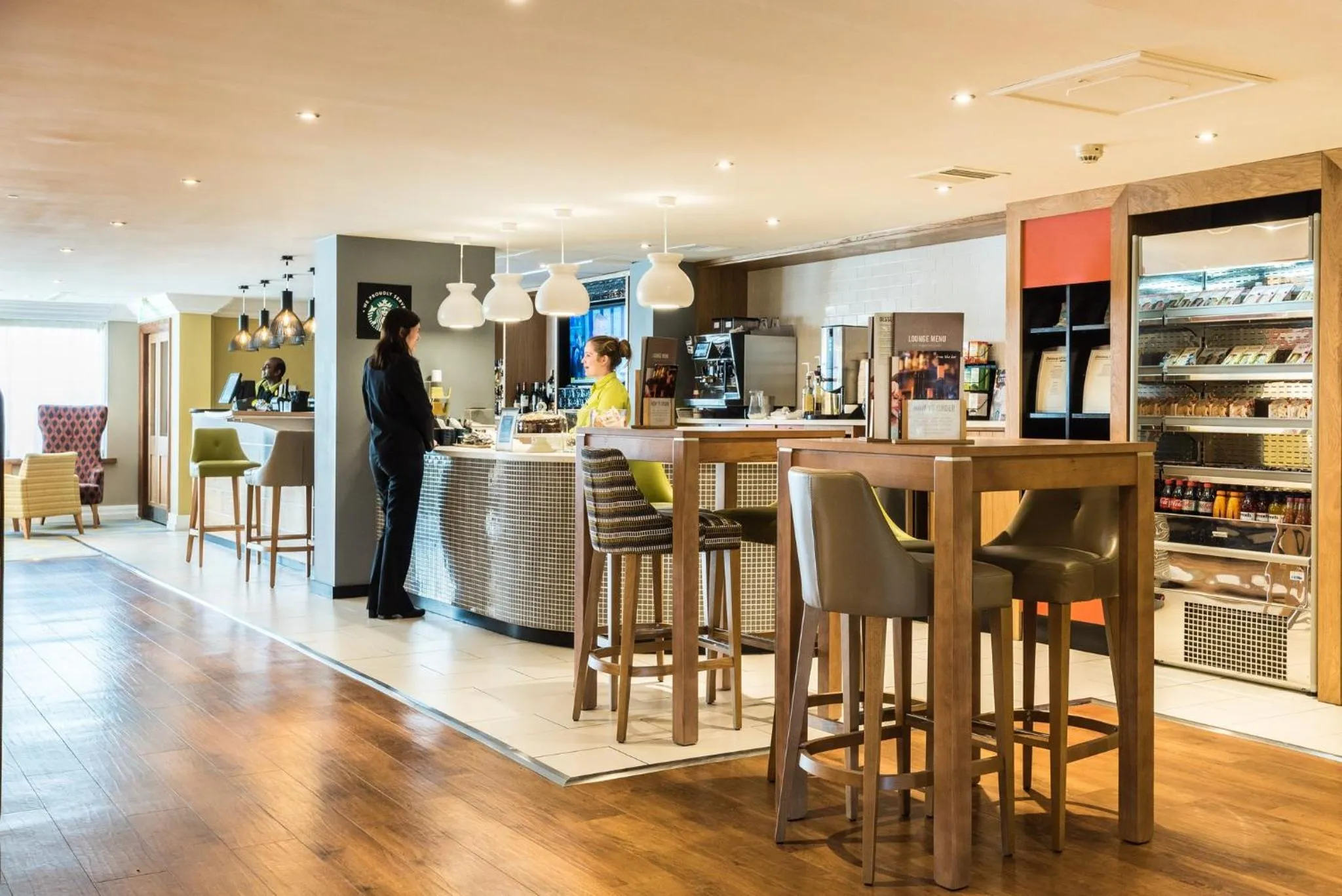 Lounge or bar in Holiday Inn Chester South by IHG