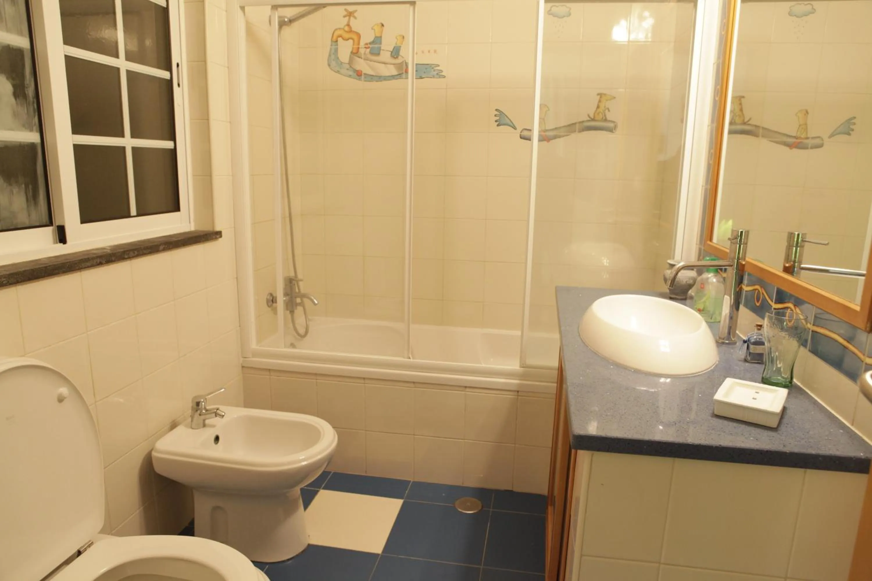 Bathroom in Pico Dreams