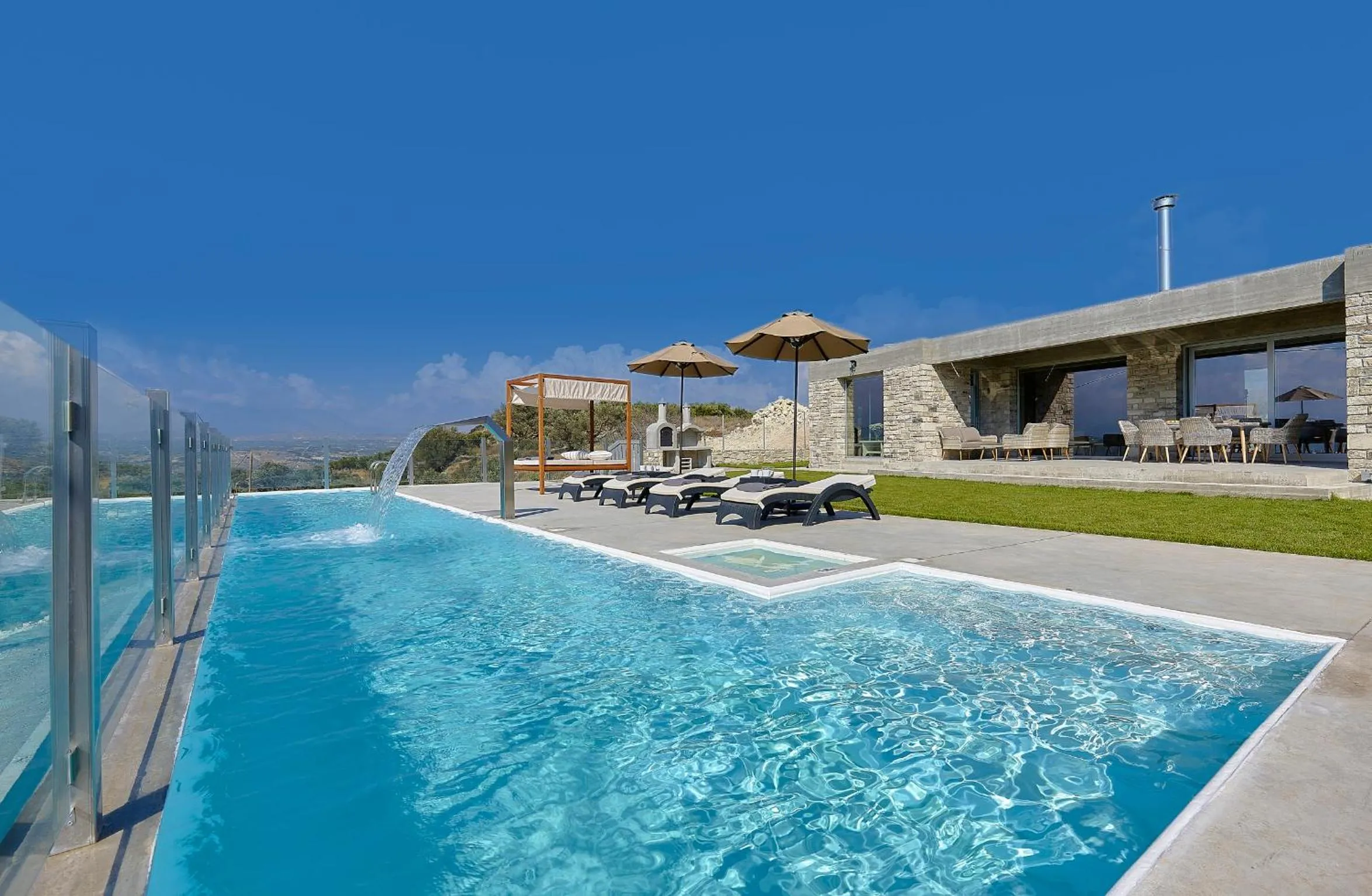 Garden in Kouros n' Kori Villas