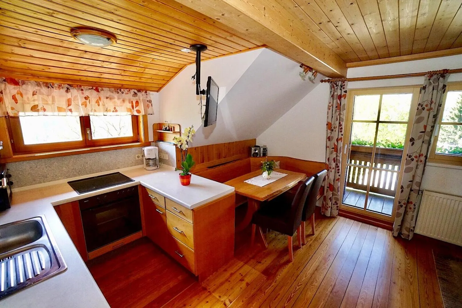 Communal kitchen in Ferienwohnungen Simonbauer