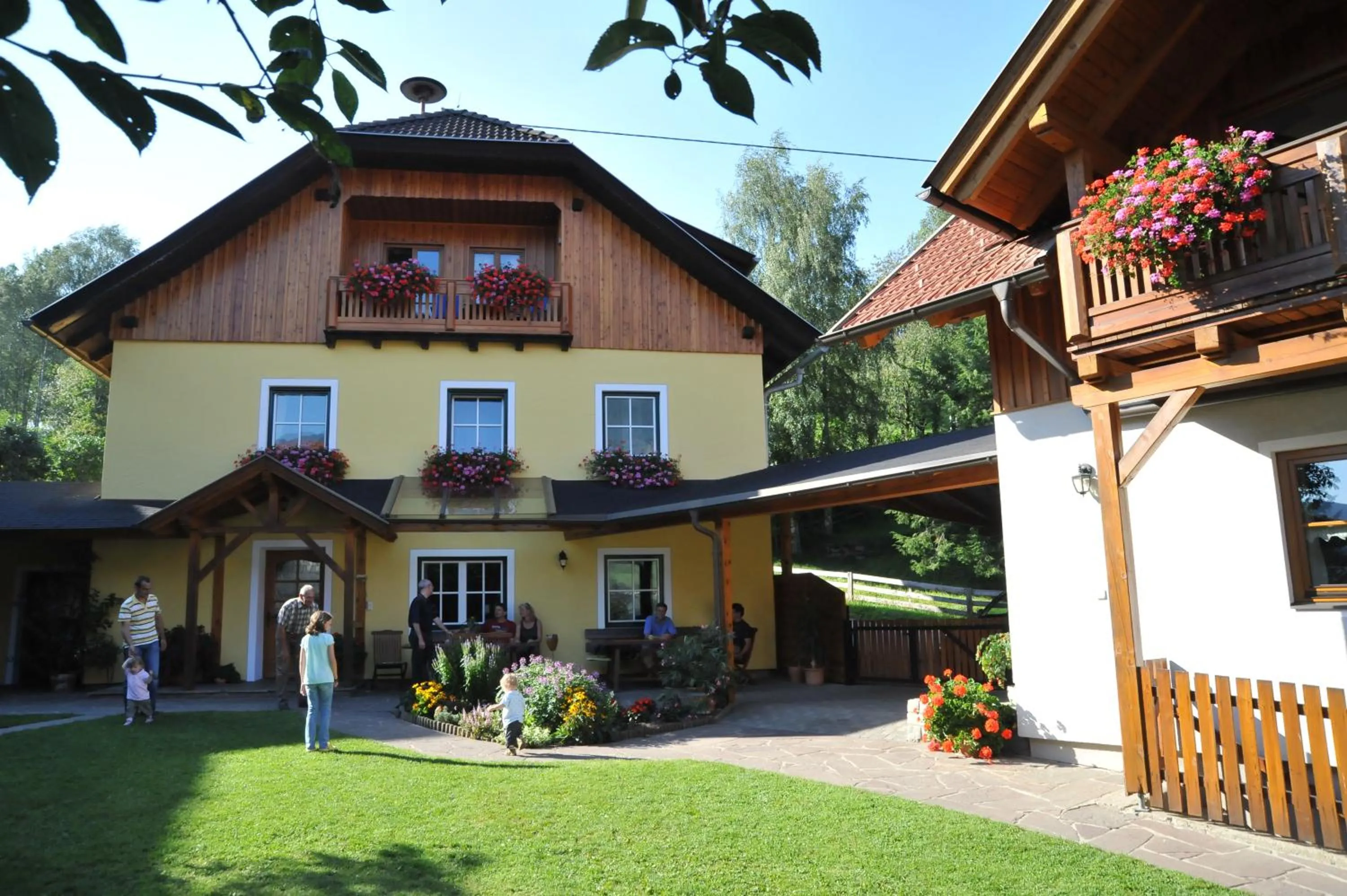 Property building in Ferienwohnungen Simonbauer