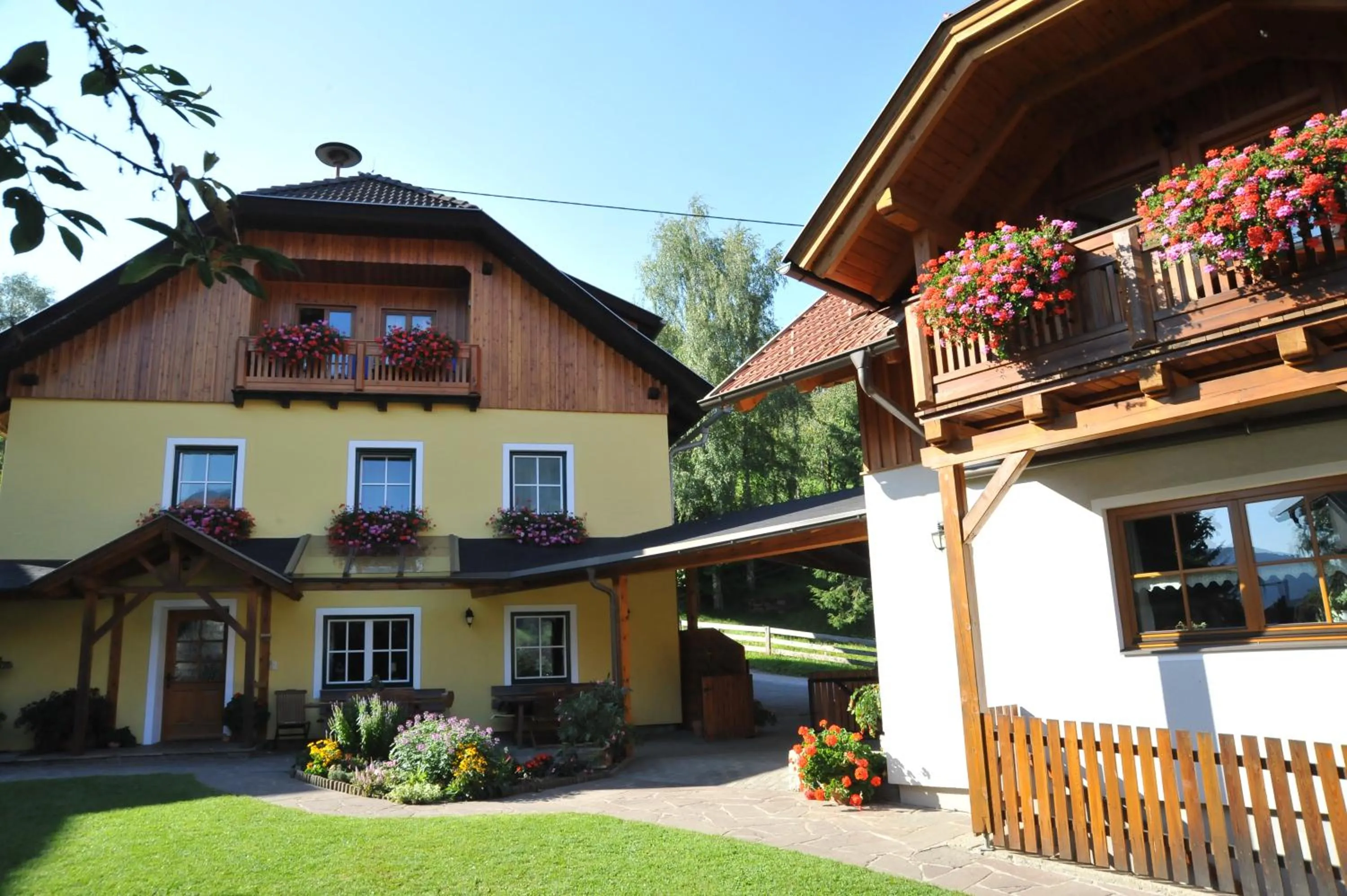 Property building in Ferienwohnungen Simonbauer