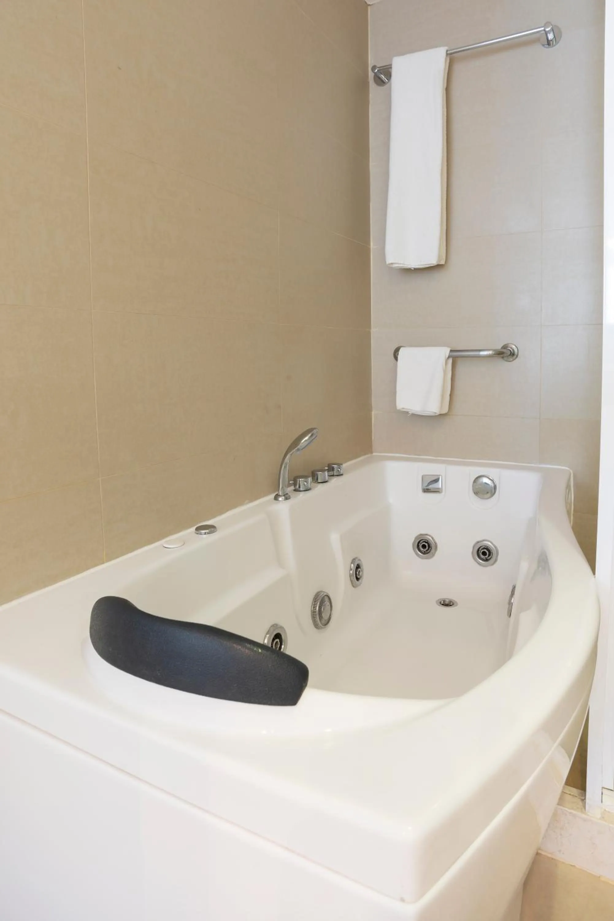 Bathroom in After Hotel Montevideo