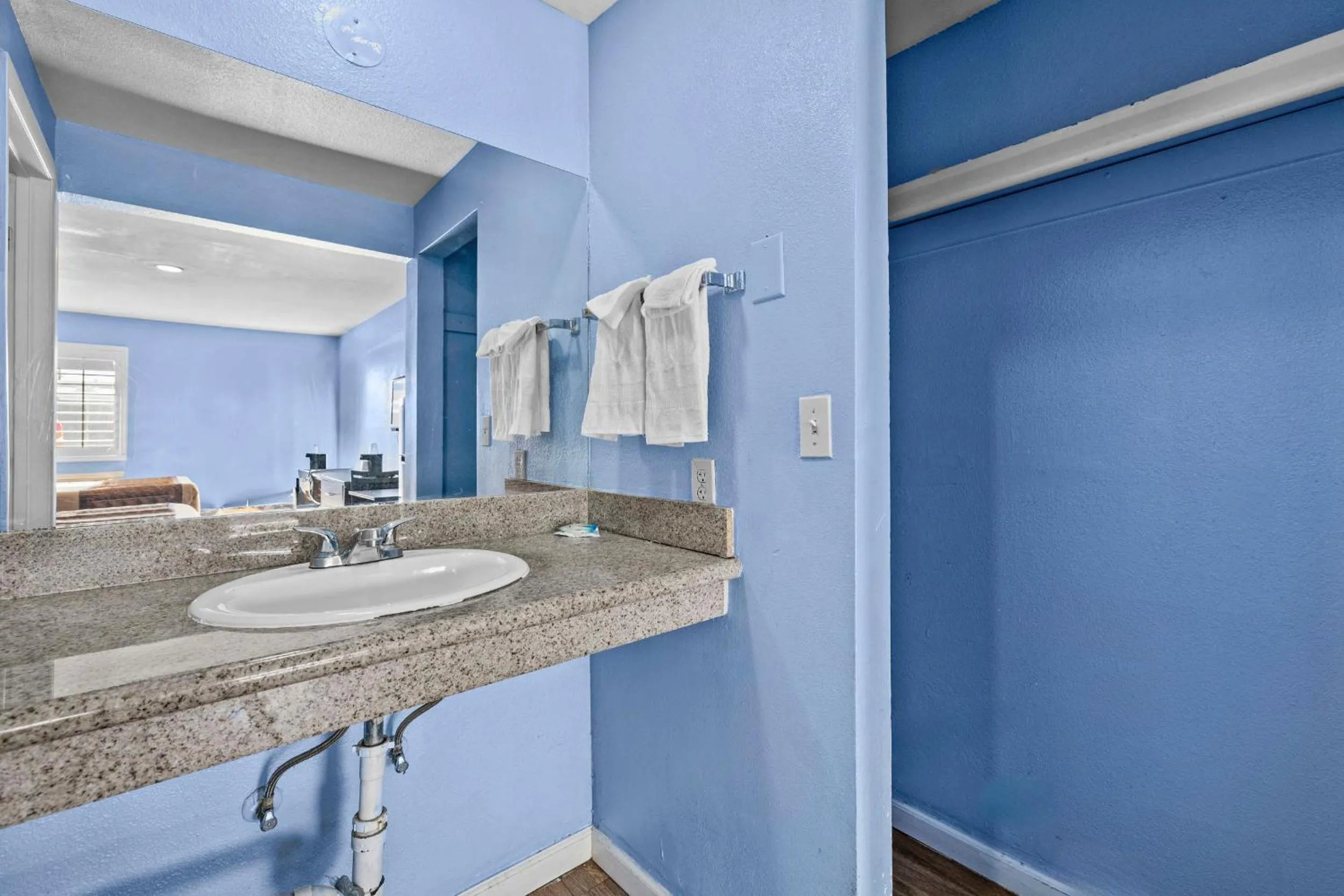 American Executive Inn Mesa