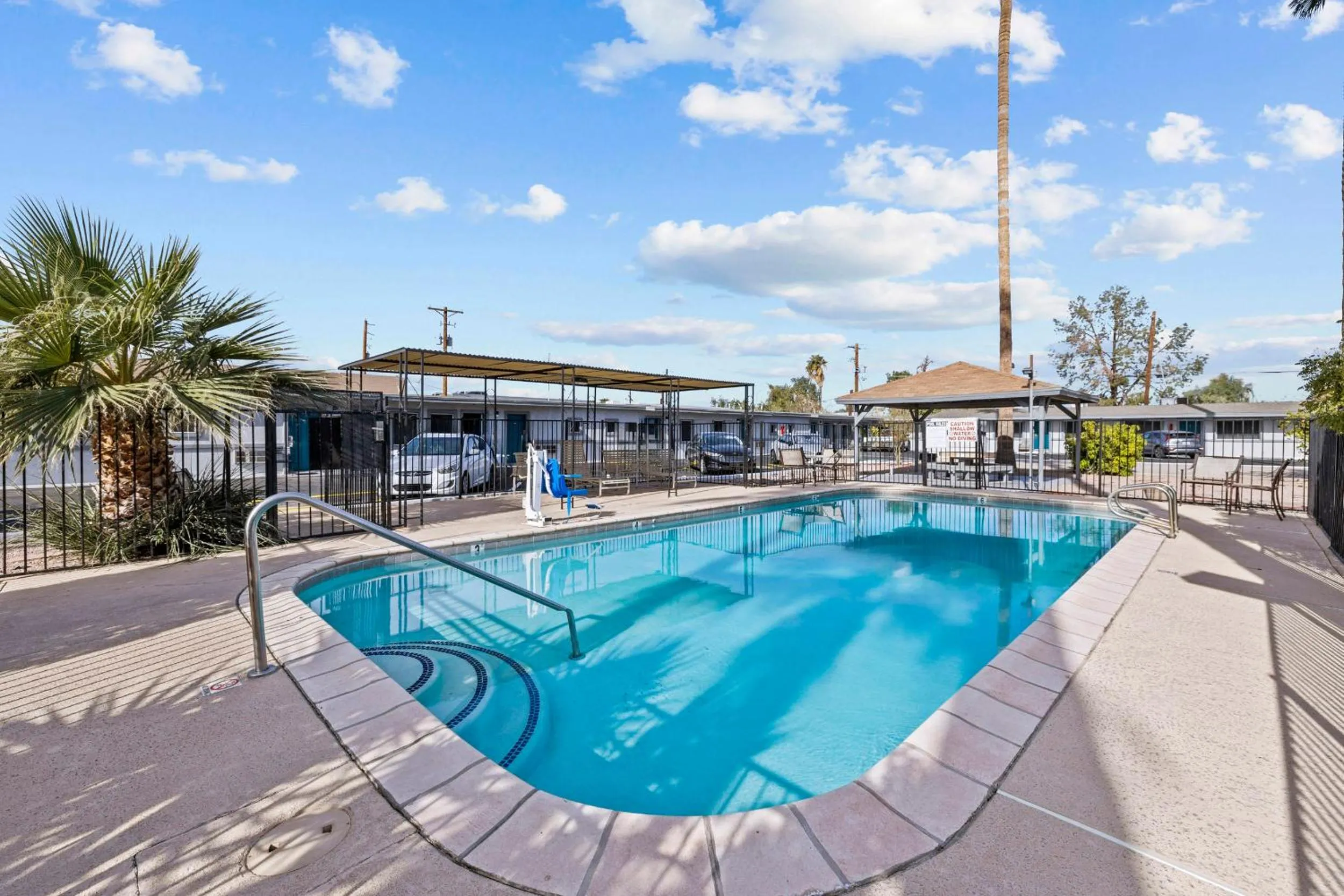 American Executive Inn Mesa