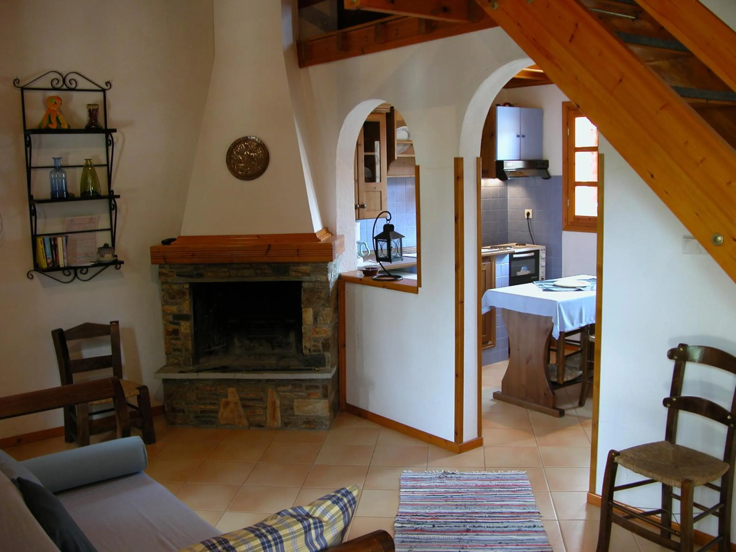 Dining area in Alexis Villas