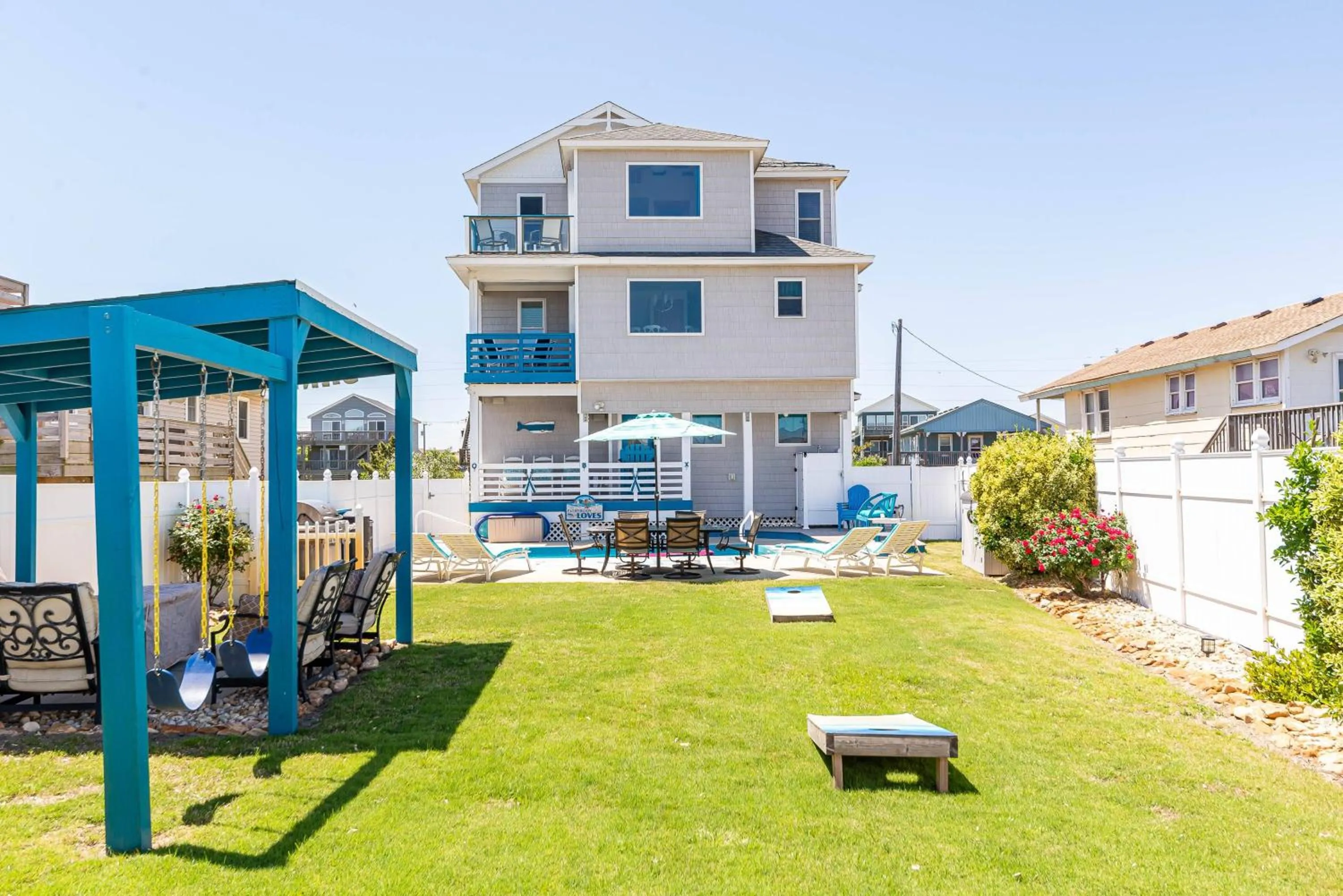 Everybody Loves...Sand, Sun & Fun - KDH MP 5.5, Ocean View, 100 Yds to Beach, Pool, Fire Pit, Flex Stays