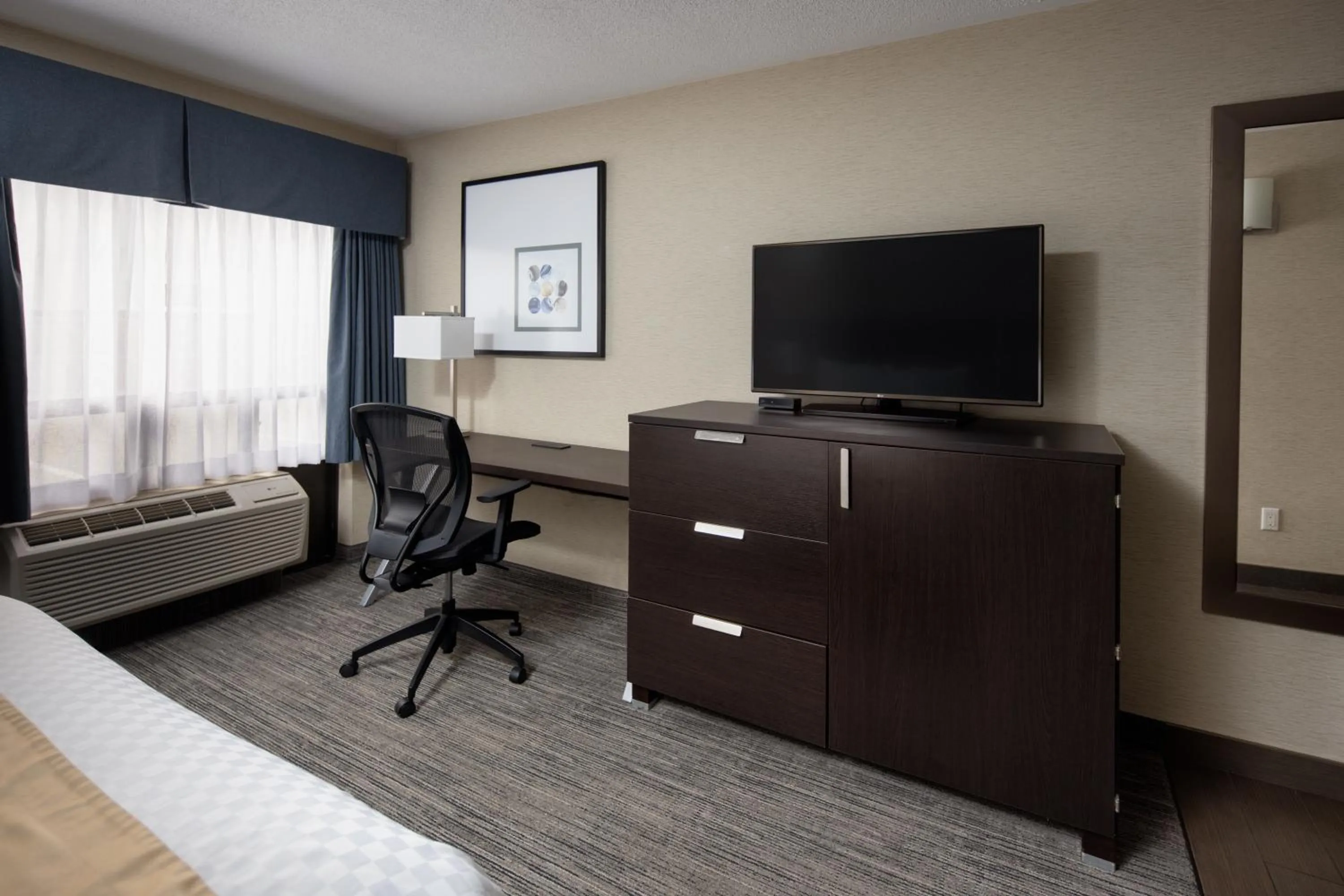 Bed in Stonecroft Inn