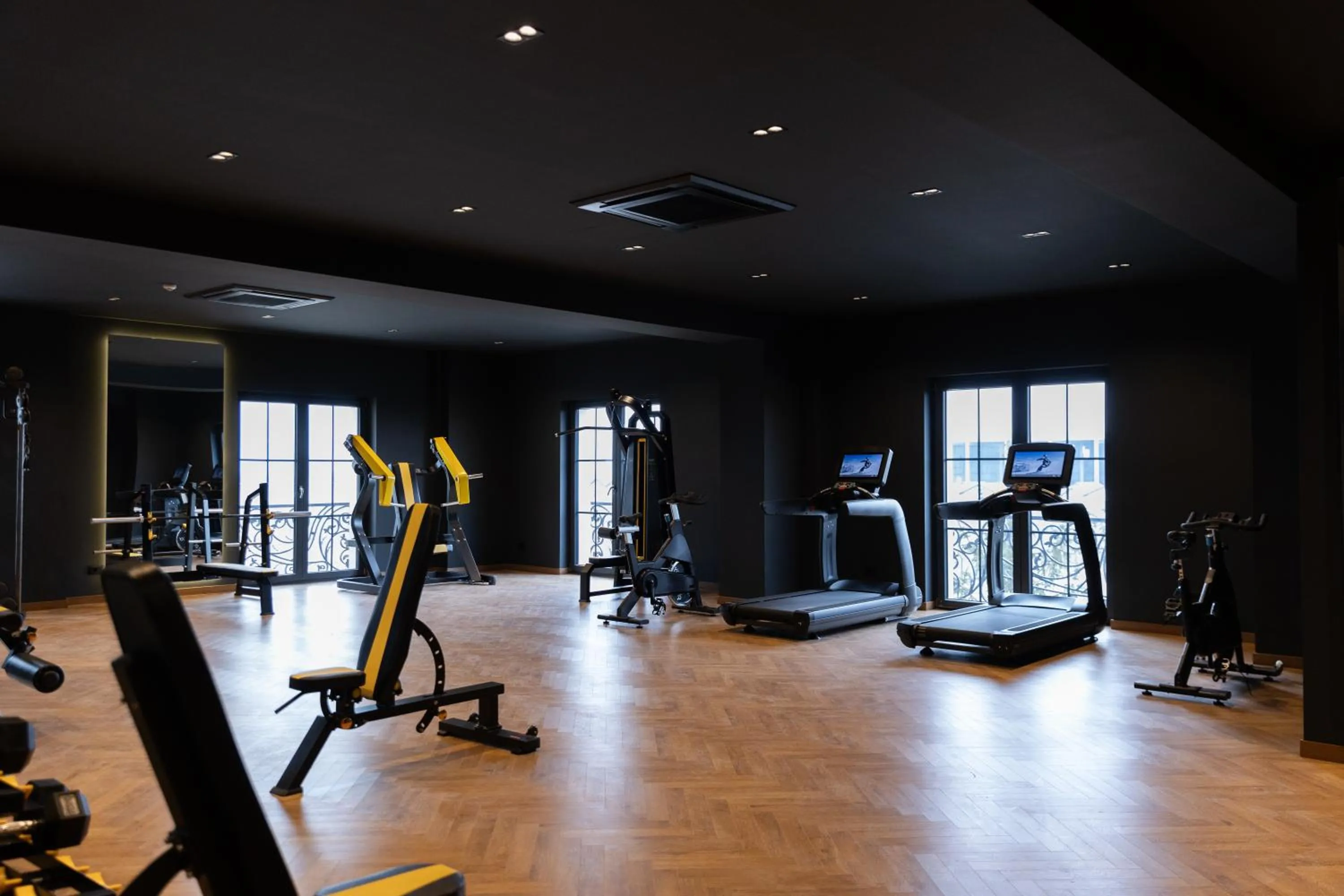 Fitness centre/facilities in Venus Hotel