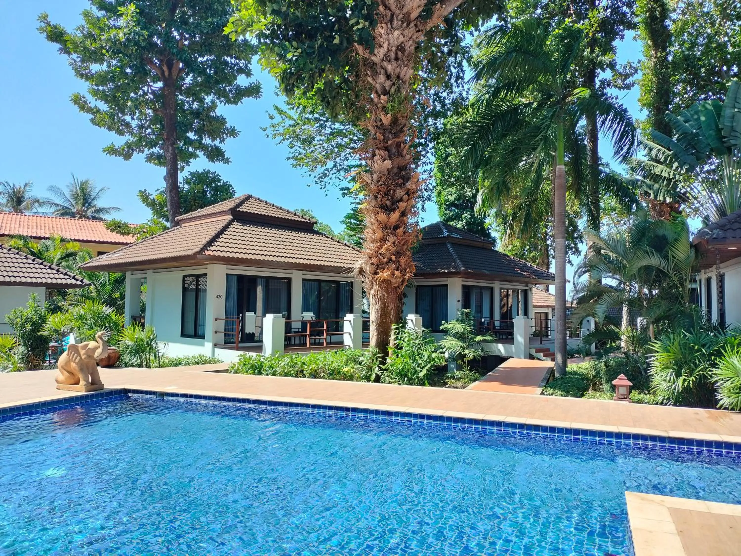 Pool view in Chang Buri Resort & Koh Chang Hillside