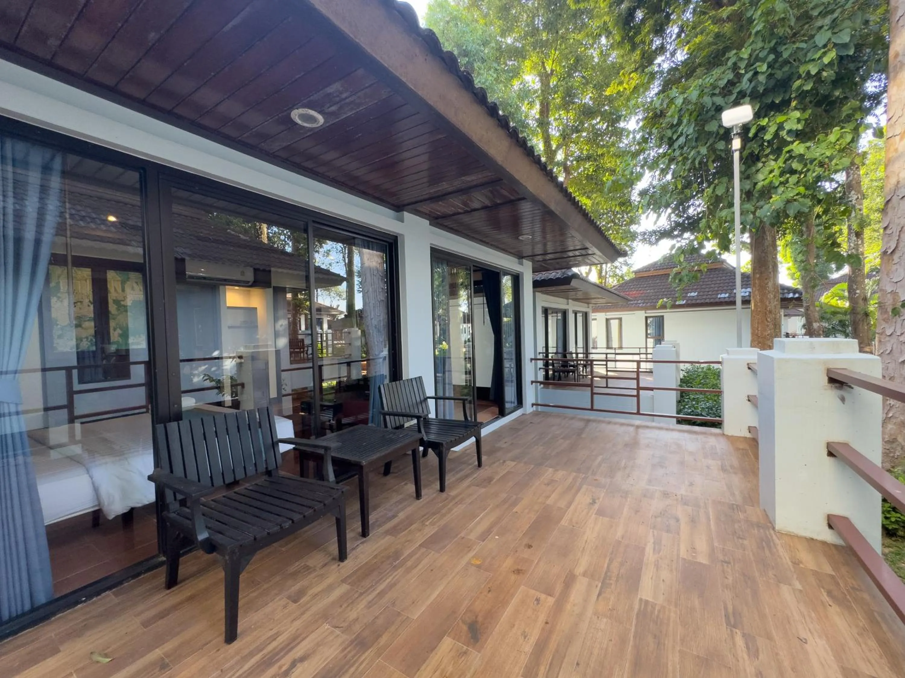 Balcony/Terrace in Chang Buri Resort & Koh Chang Hillside