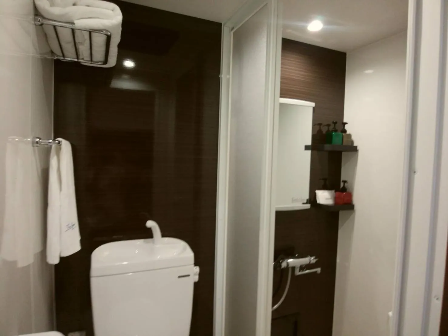 Shower in Seaside Hotel The Beach