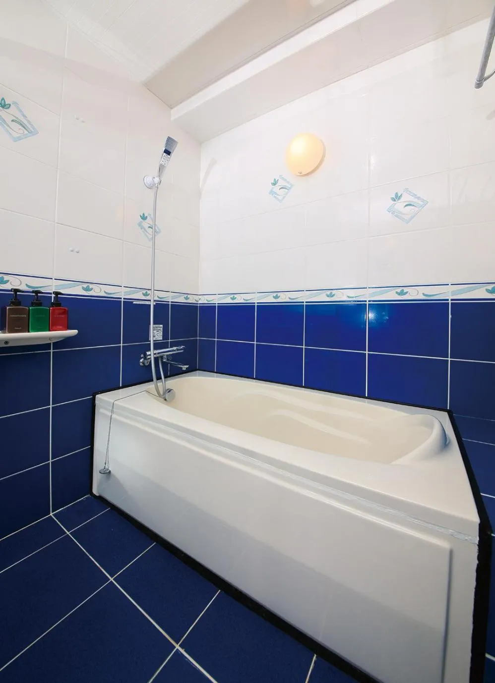 Bathroom in Seaside Hotel The Beach