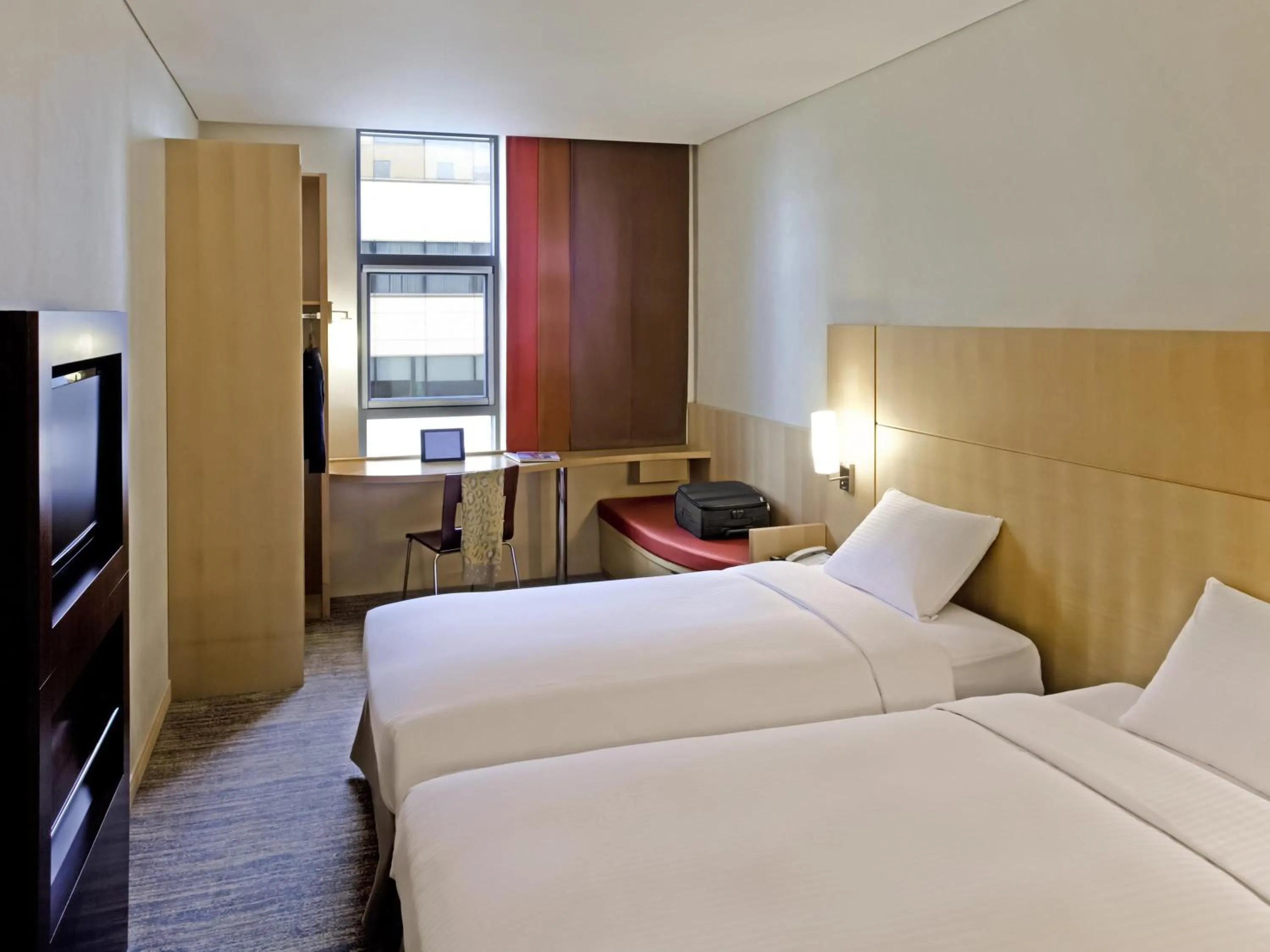 Bedroom in Ibis Ambassador Busan City Centre