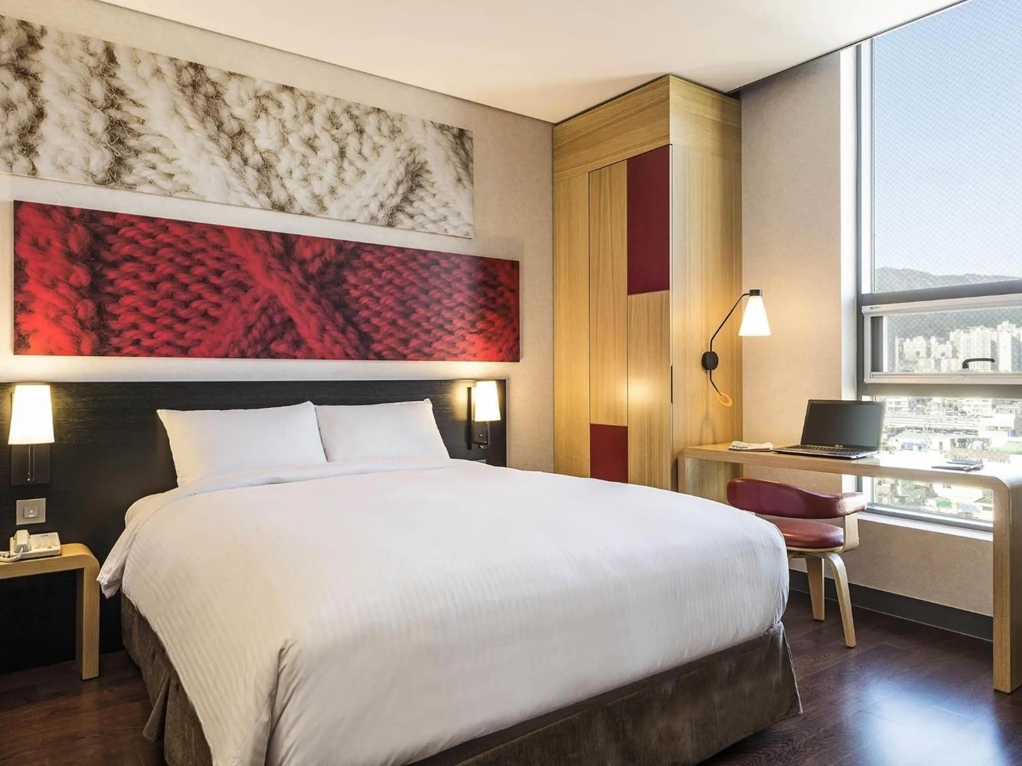Bedroom in Ibis Ambassador Busan City Centre