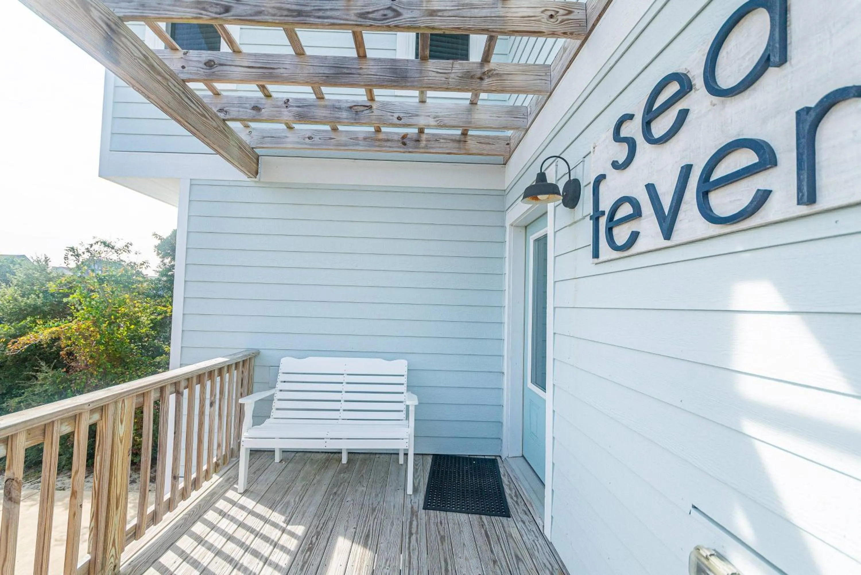 Sea Fever - Duck, Saltaire, 130 Yds to Beach, Ocean View, Pool, Hot Tub, Tiki Bar, Flex Stays