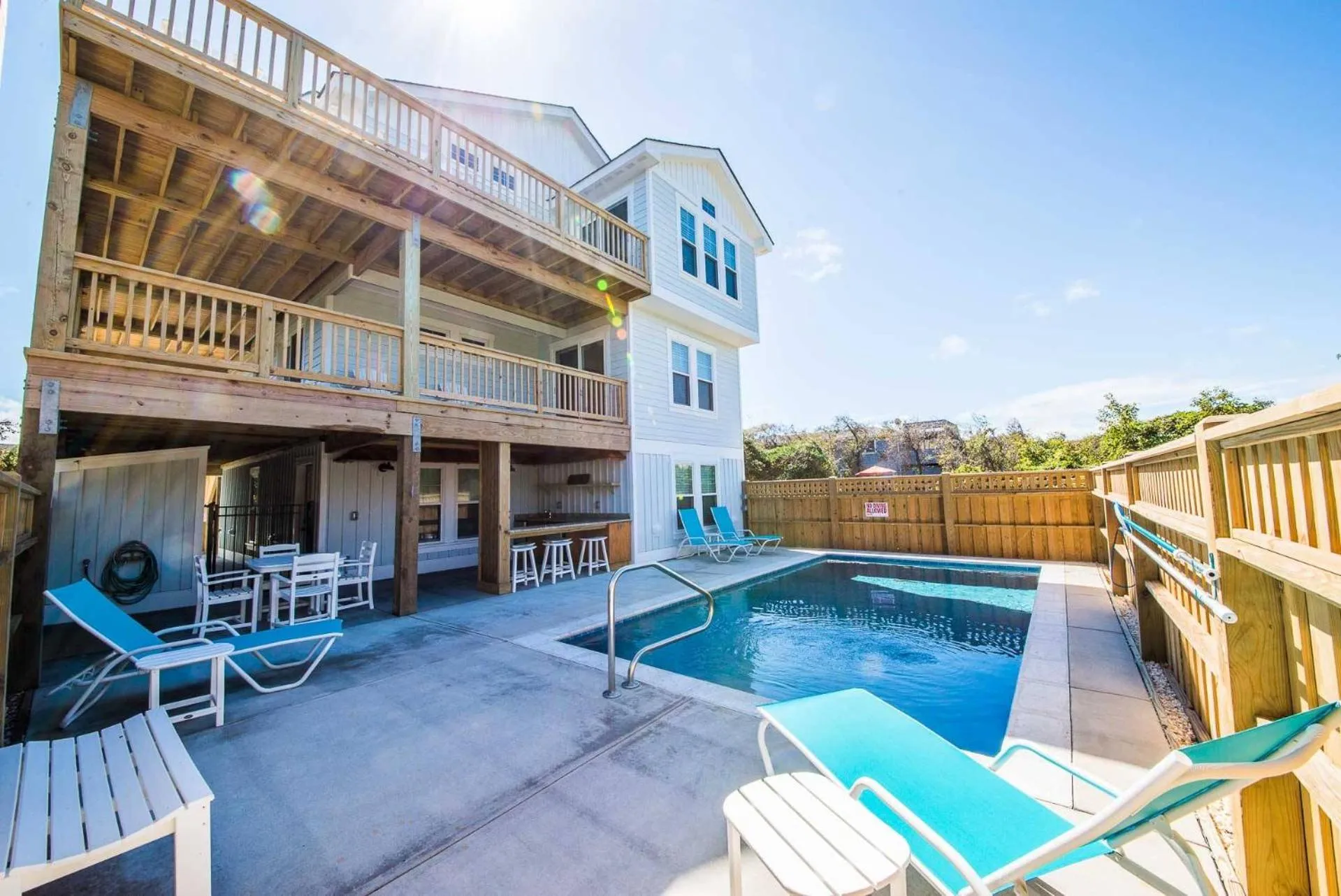 Sea Fever - Duck, Saltaire, 130 Yds to Beach, Ocean View, Pool, Hot Tub, Tiki Bar, Flex Stays