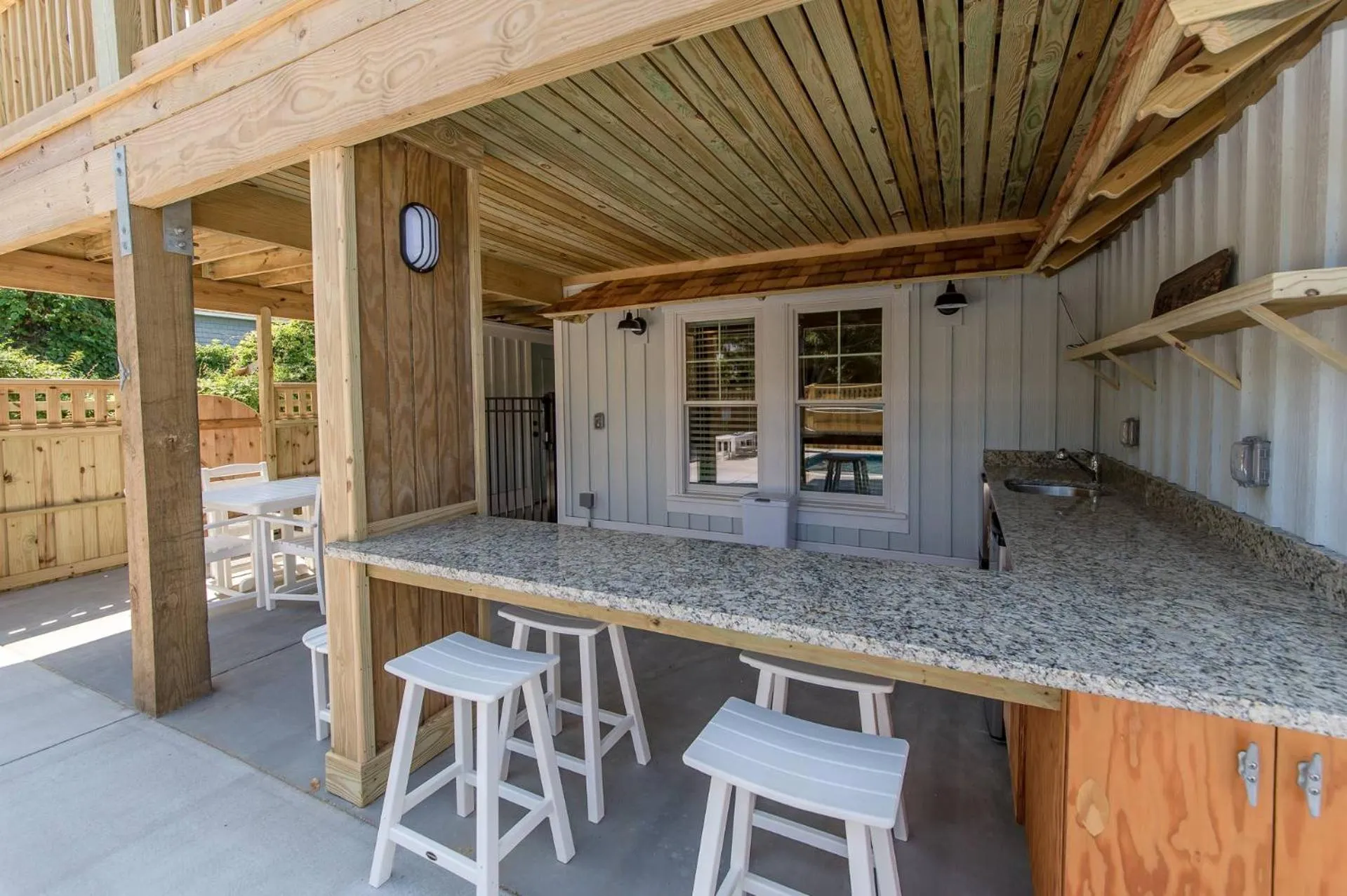 Sea Fever - Duck, Saltaire, 130 Yds to Beach, Ocean View, Pool, Hot Tub, Tiki Bar, Flex Stays