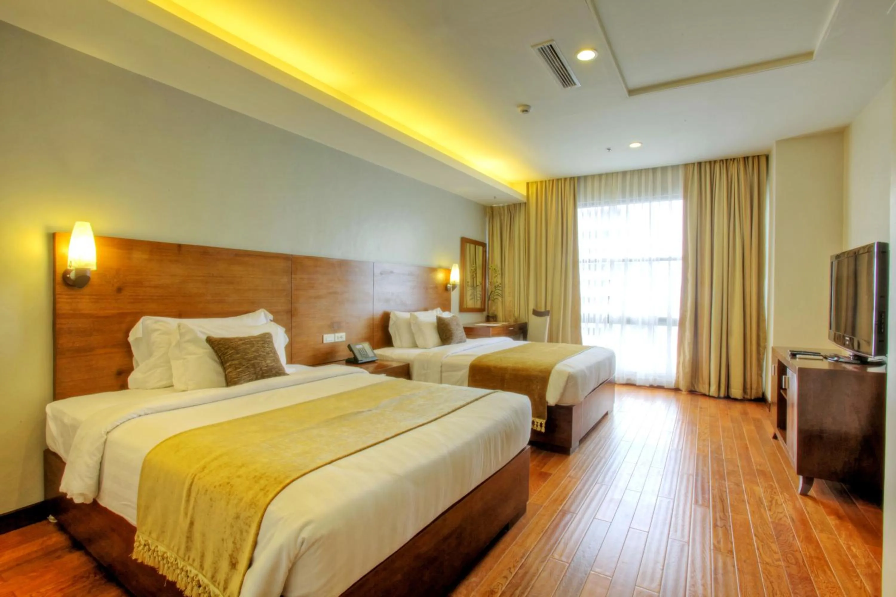 Photo of the whole room, Bed in Armada Hotel Manila