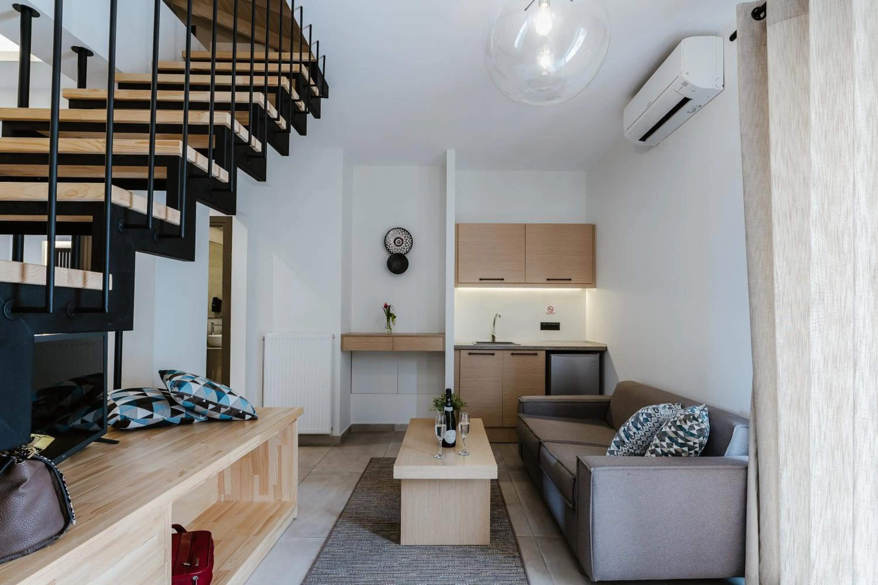 Seating area in Andrew's Luxury Residence