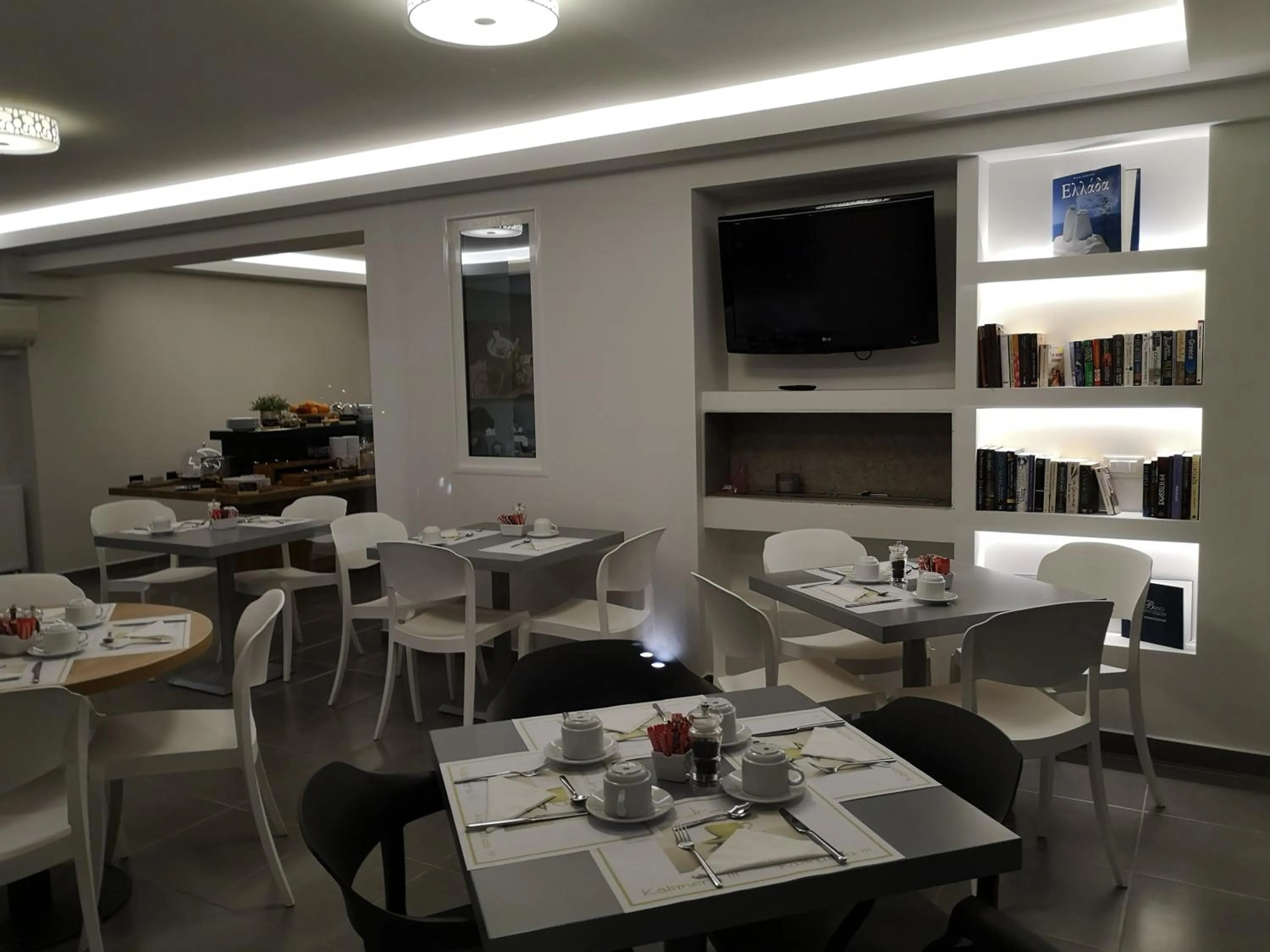 Area and facilities in Andrew's Luxury Residence