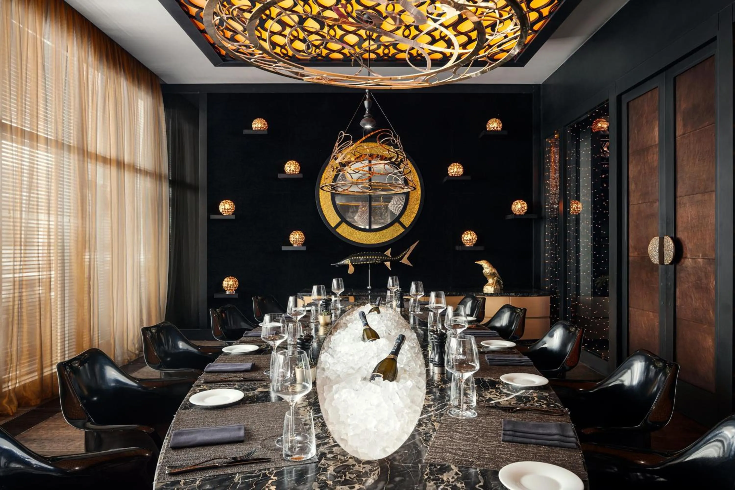 Lounge or bar in JW Marriott Absheron Baku Hotel