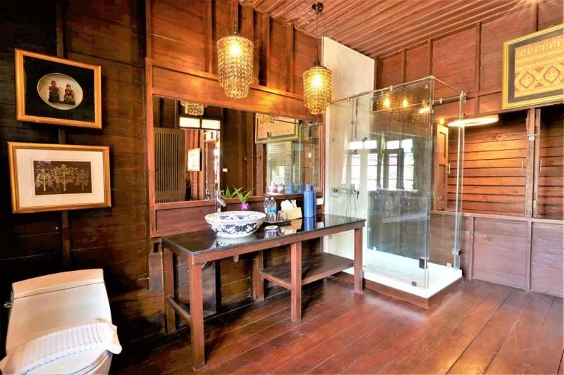 Bathroom in Lilu Pai