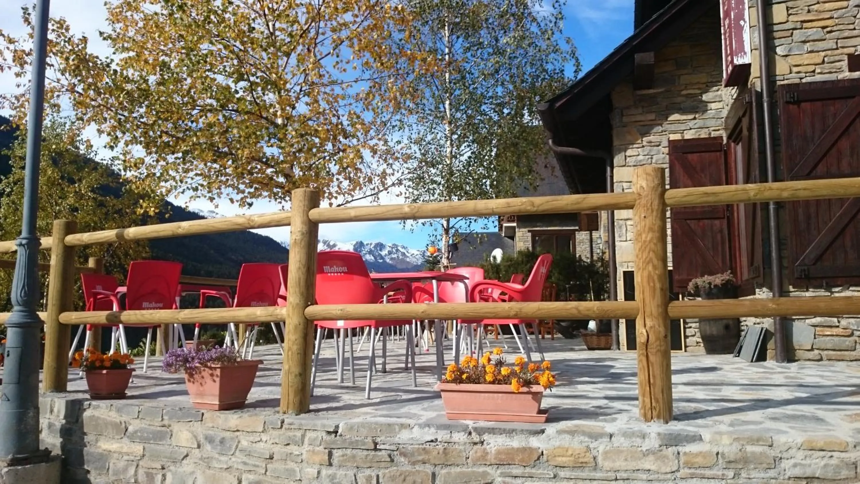 Property building in Hotelet de Betlan