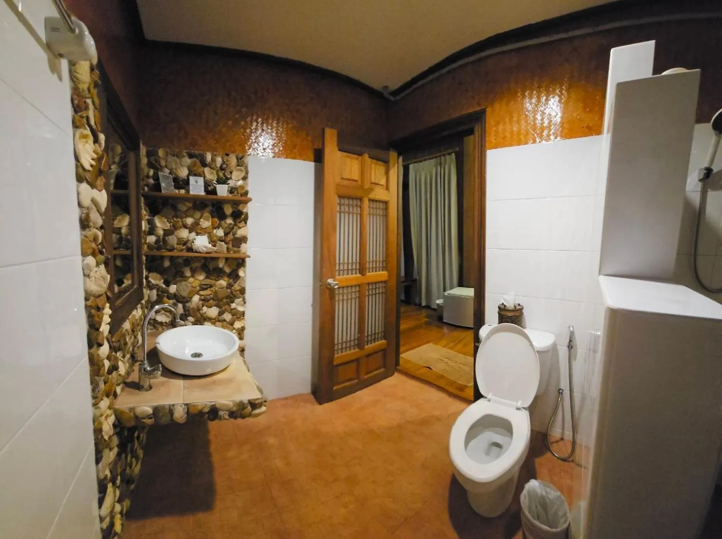 Bathroom in The Mangrove Hideaway Kohchang
