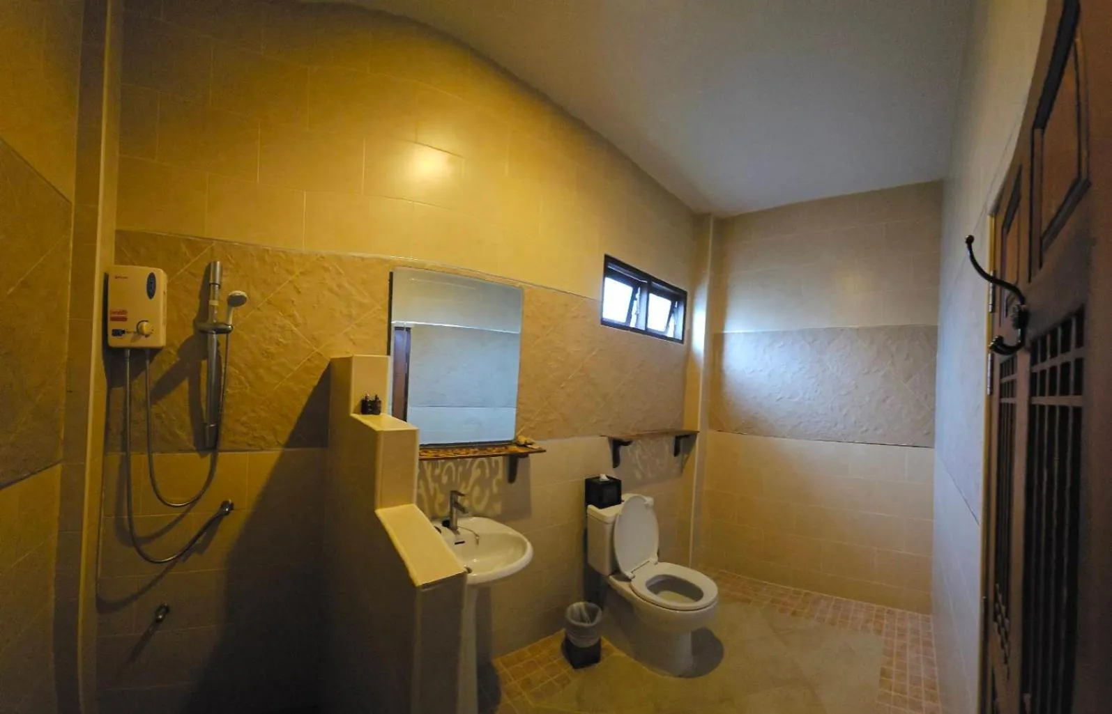 Toilet in The Mangrove Hideaway Kohchang