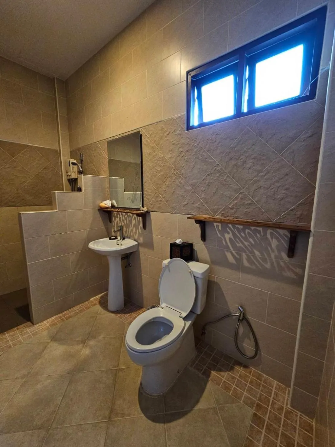 Shower in The Mangrove Hideaway Kohchang