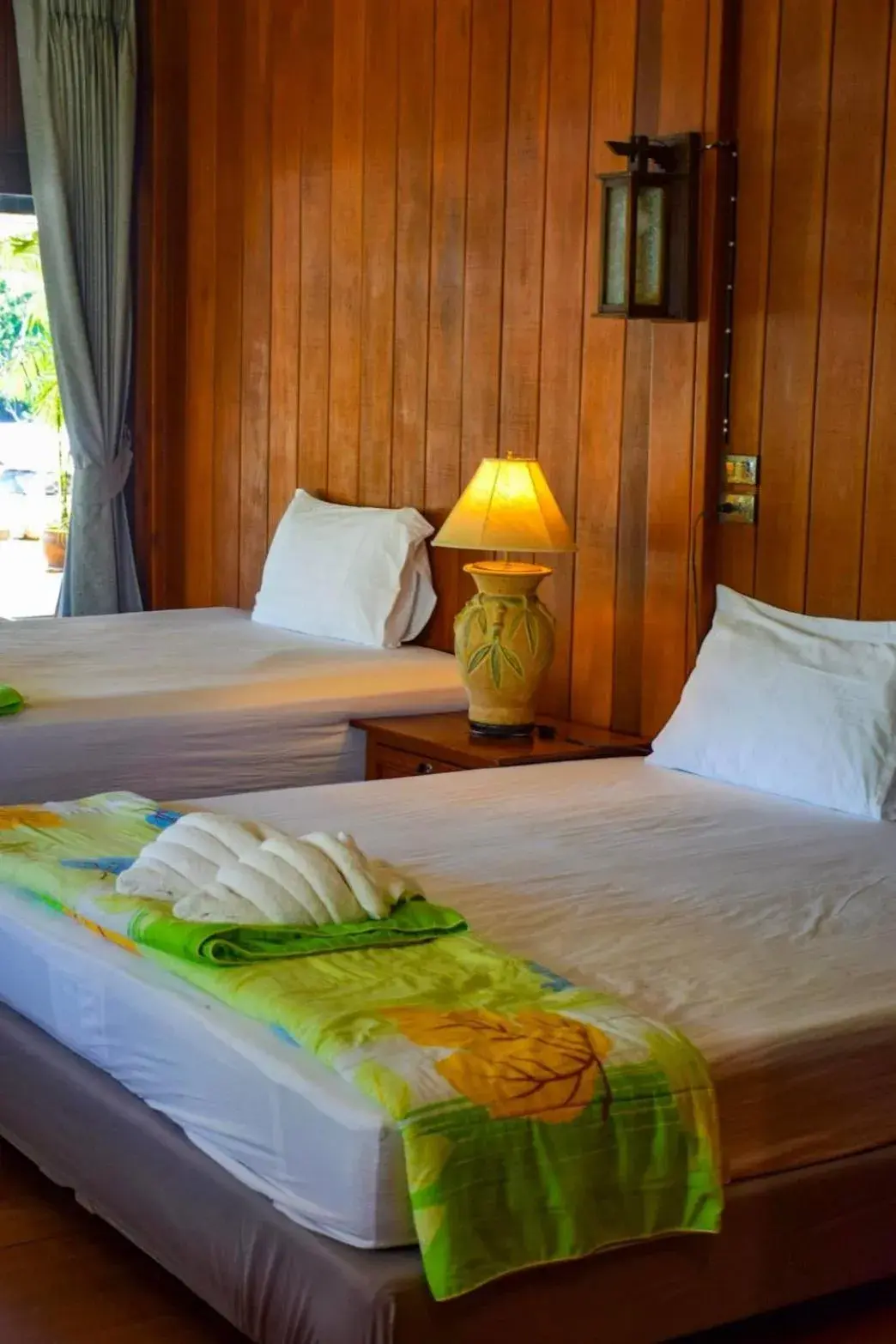 Deluxe Double or Twin Room with Balcony in The Mangrove Hideaway Kohchang Deluxe Double or Twin Room with Balcony in The Mangrove Hideaway Kohchang