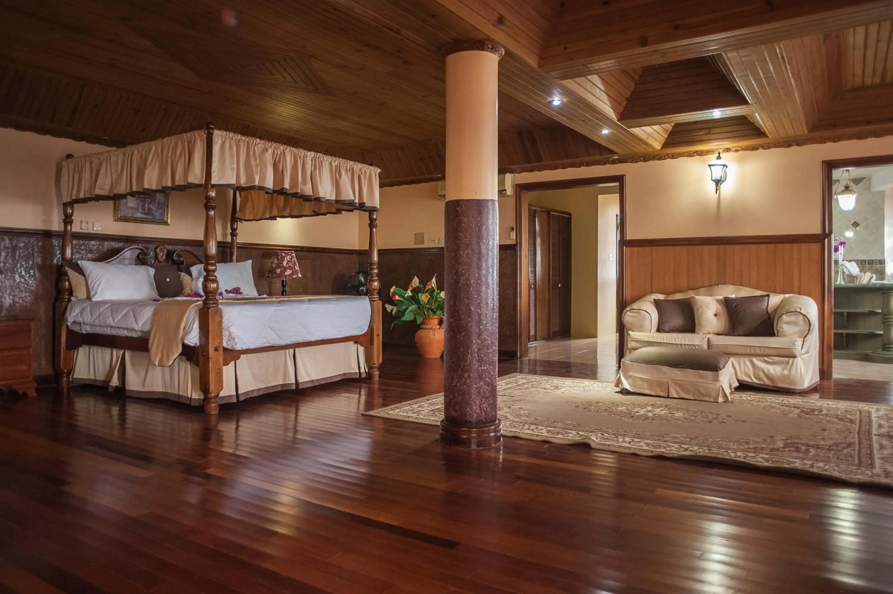 Living room, Bed in Clarridge View Guesthouse