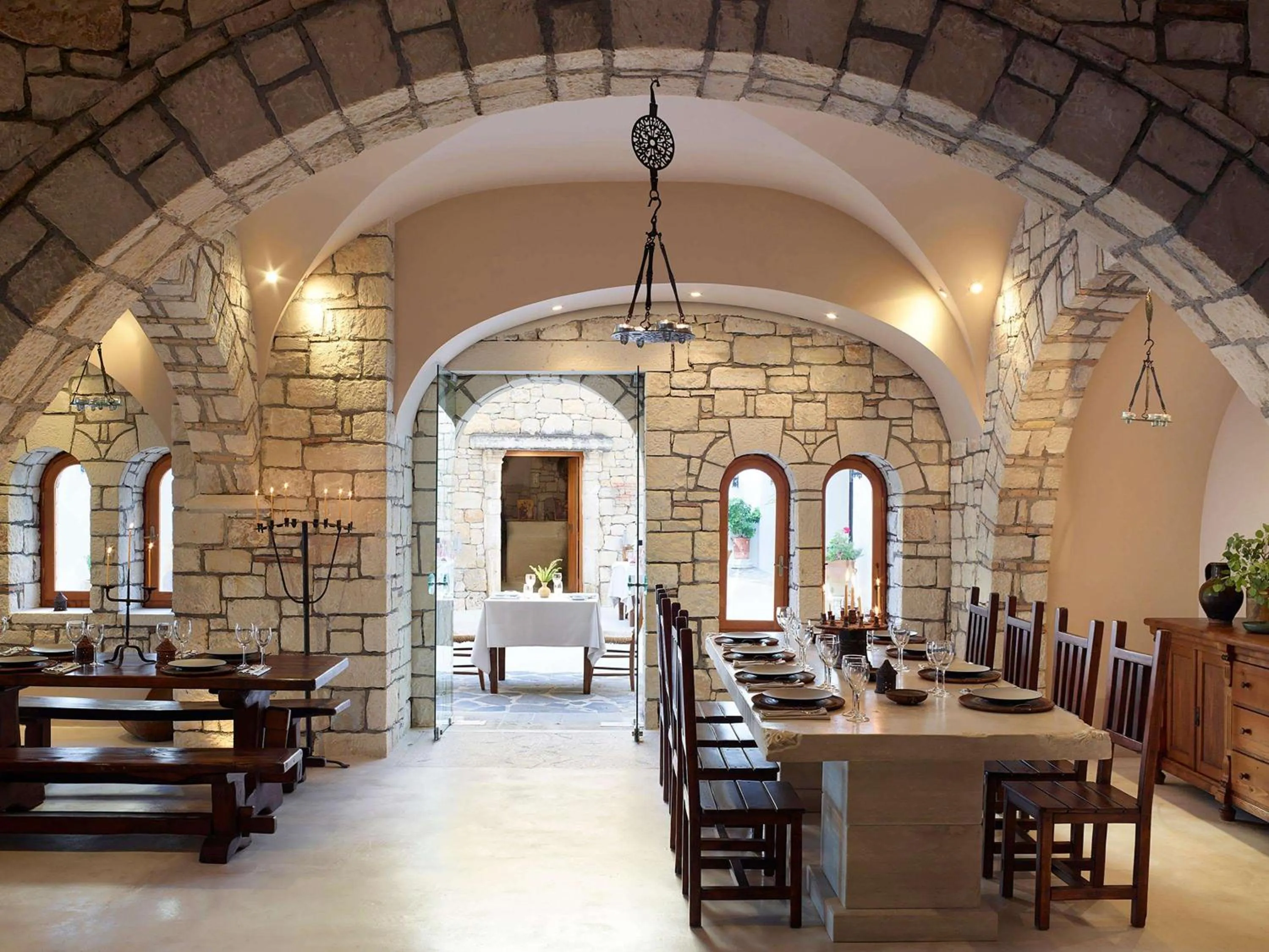 Restaurant/places to eat in Creta Maris Resort