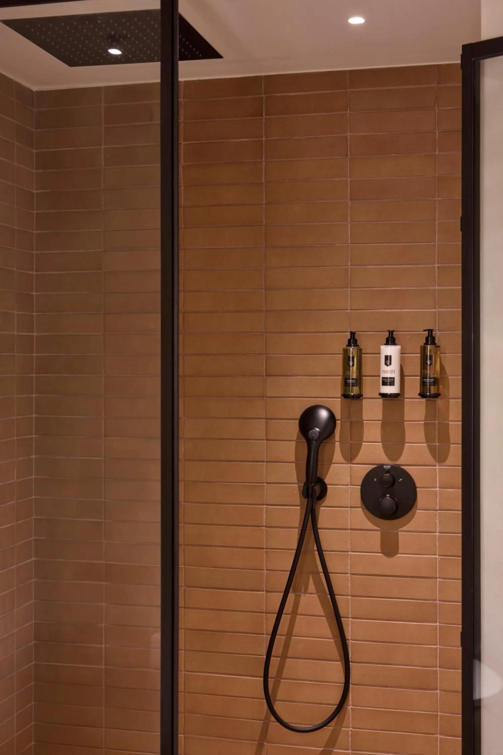 Shower in Creta Maris Resort