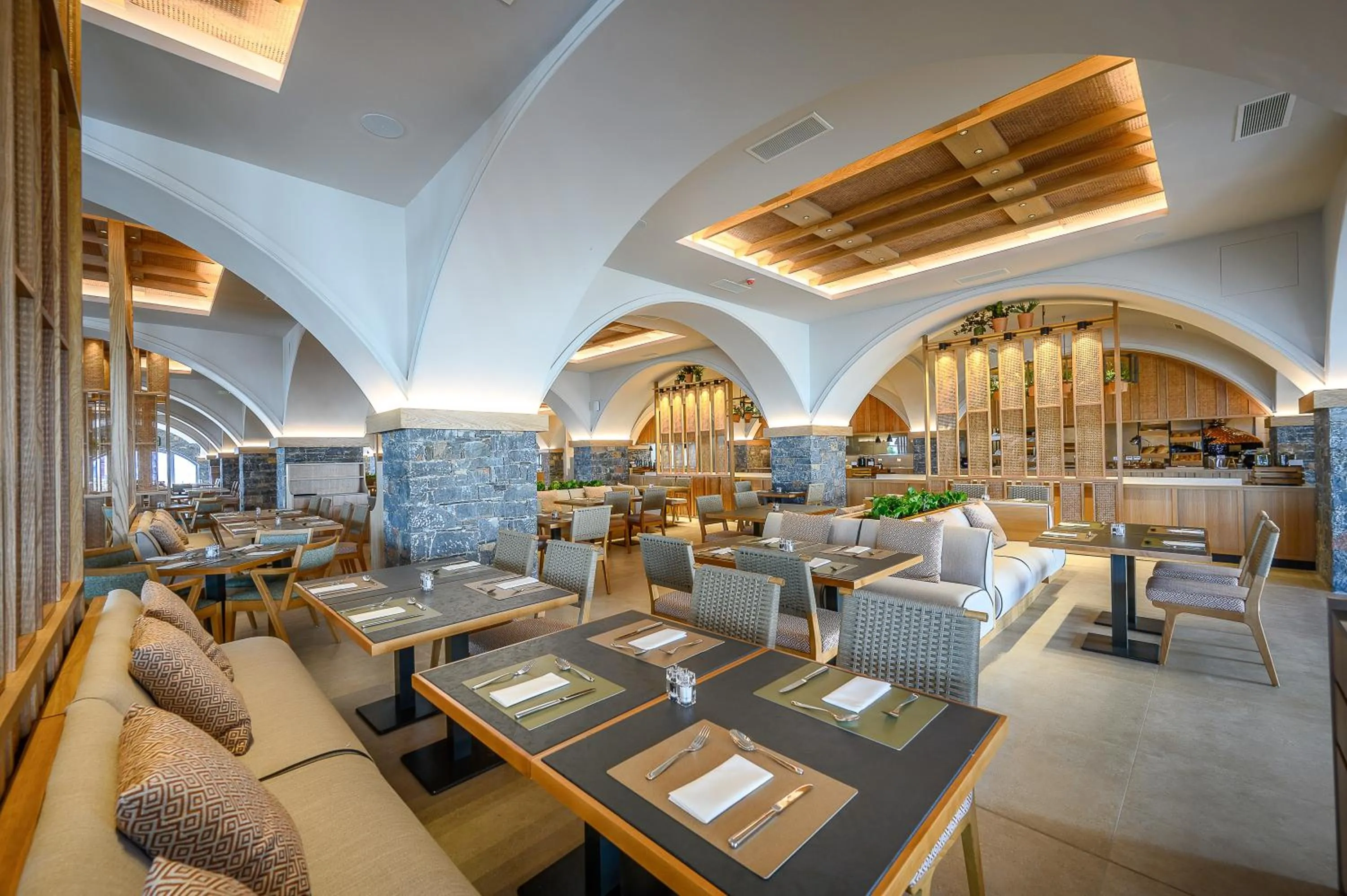 Restaurant/places to eat in Creta Maris Resort