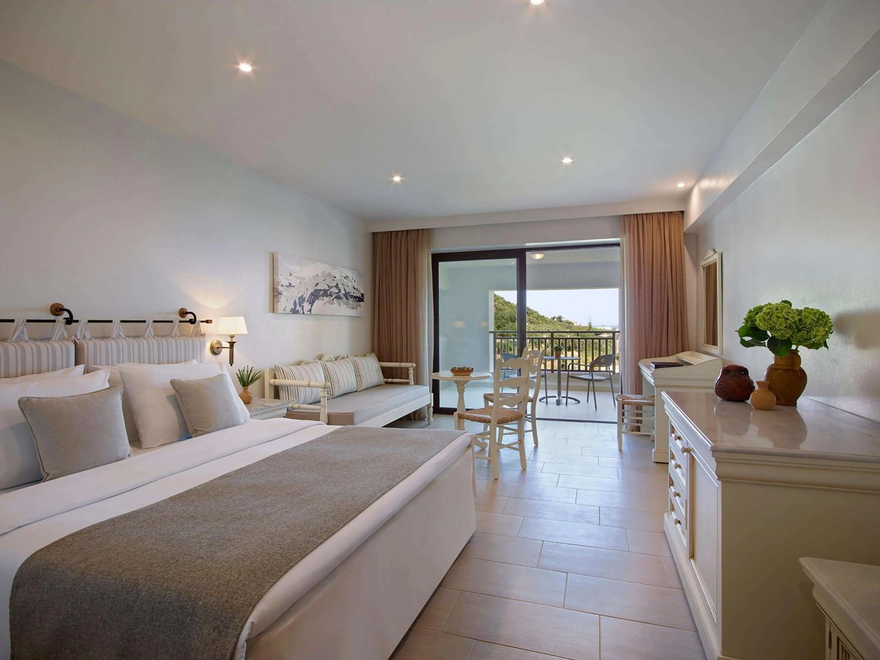 Bed in Creta Maris Resort
