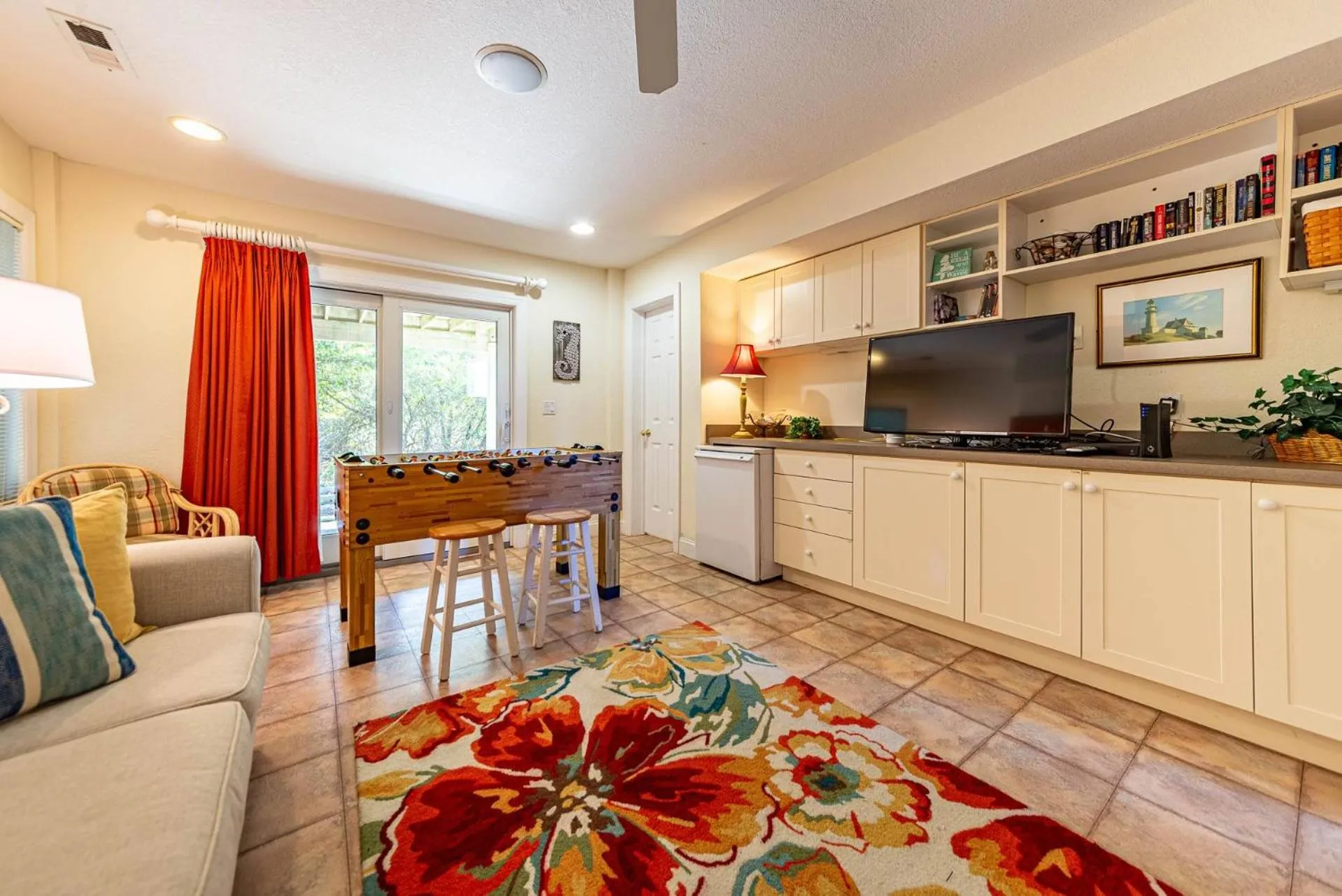 Crow's Nest - Corolla, Crown Point, 150 Yds to Beach, Hot Tub, Community Pool, Pets OK