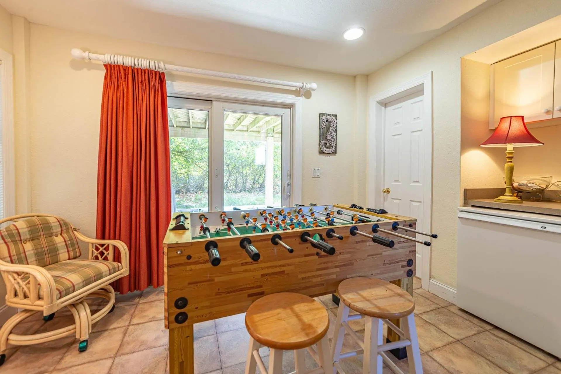 Crow's Nest - Corolla, Crown Point, 150 Yds to Beach, Hot Tub, Community Pool, Pets OK