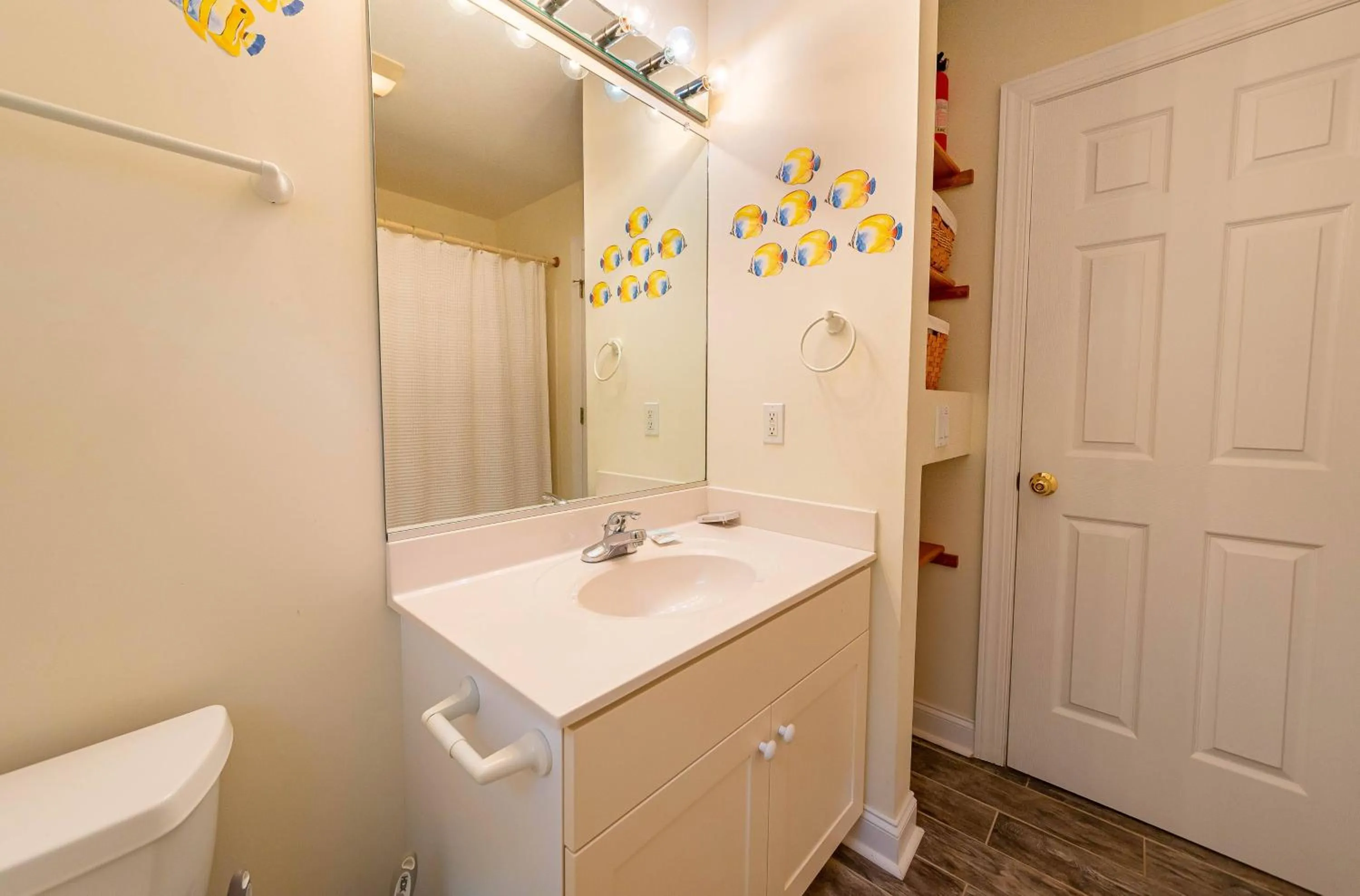 Crow's Nest - Corolla, Crown Point, 150 Yds to Beach, Hot Tub, Community Pool, Pets OK