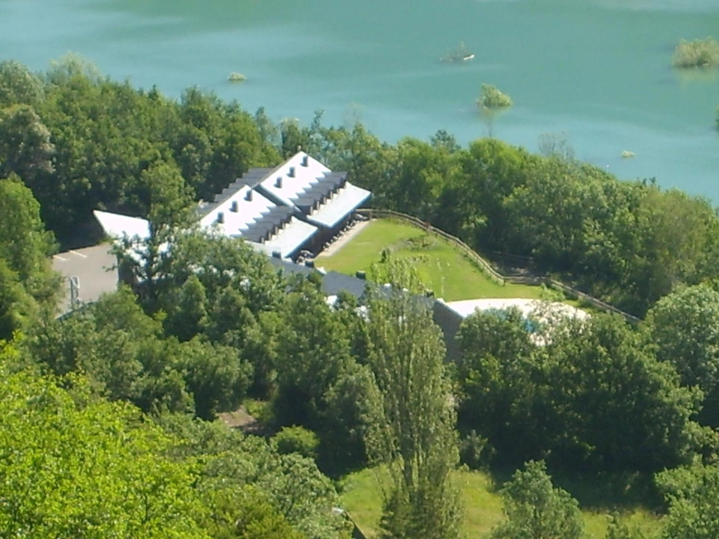 Area and facilities in Aparthotel Bubal