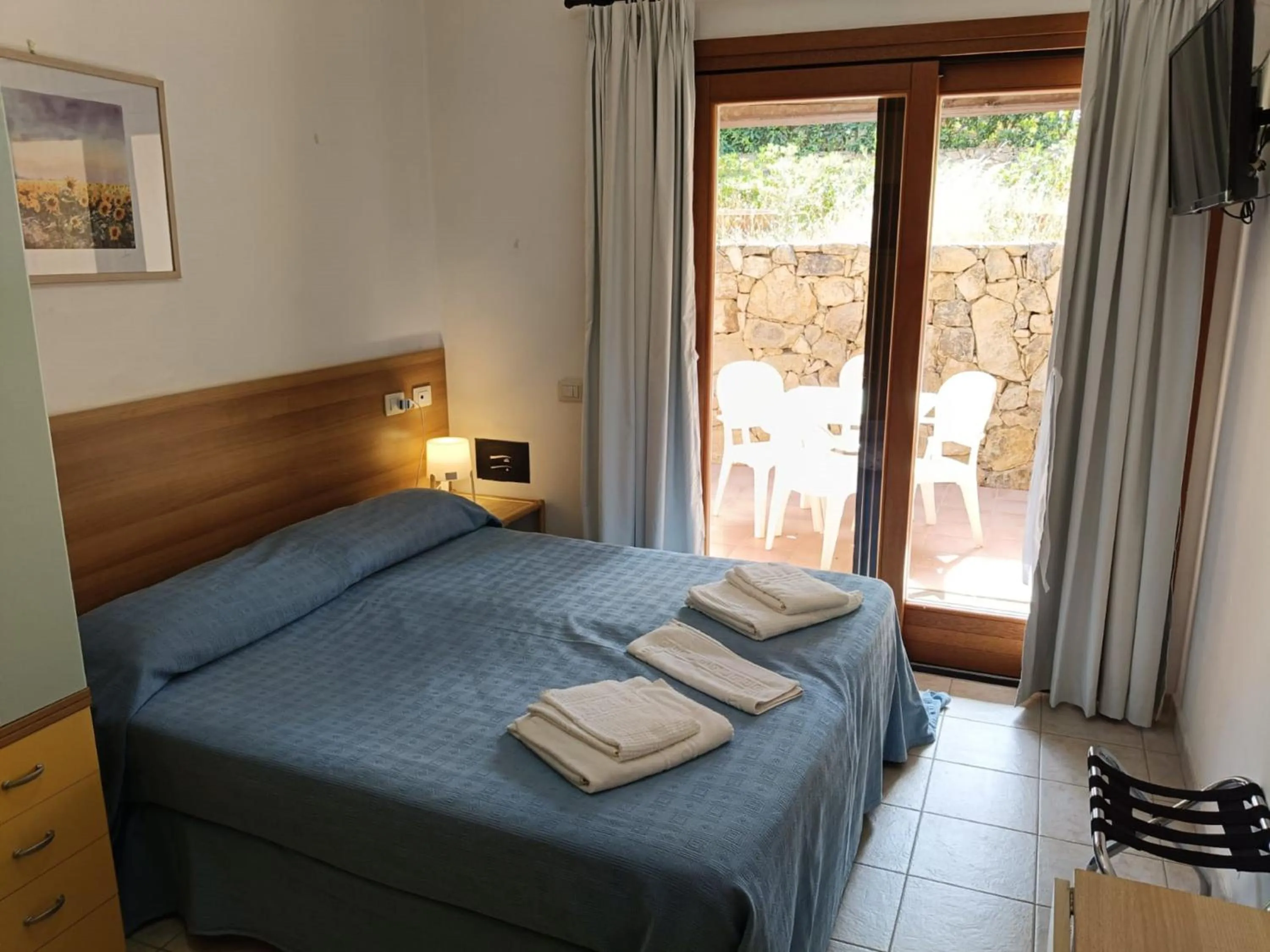 Bed in Hotel Porto Puddu - Il Nido dei Gabbiani