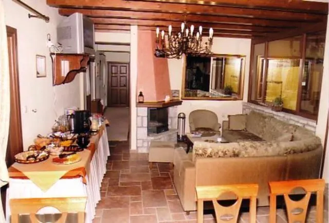 Restaurant/places to eat in Megdovas Hotel