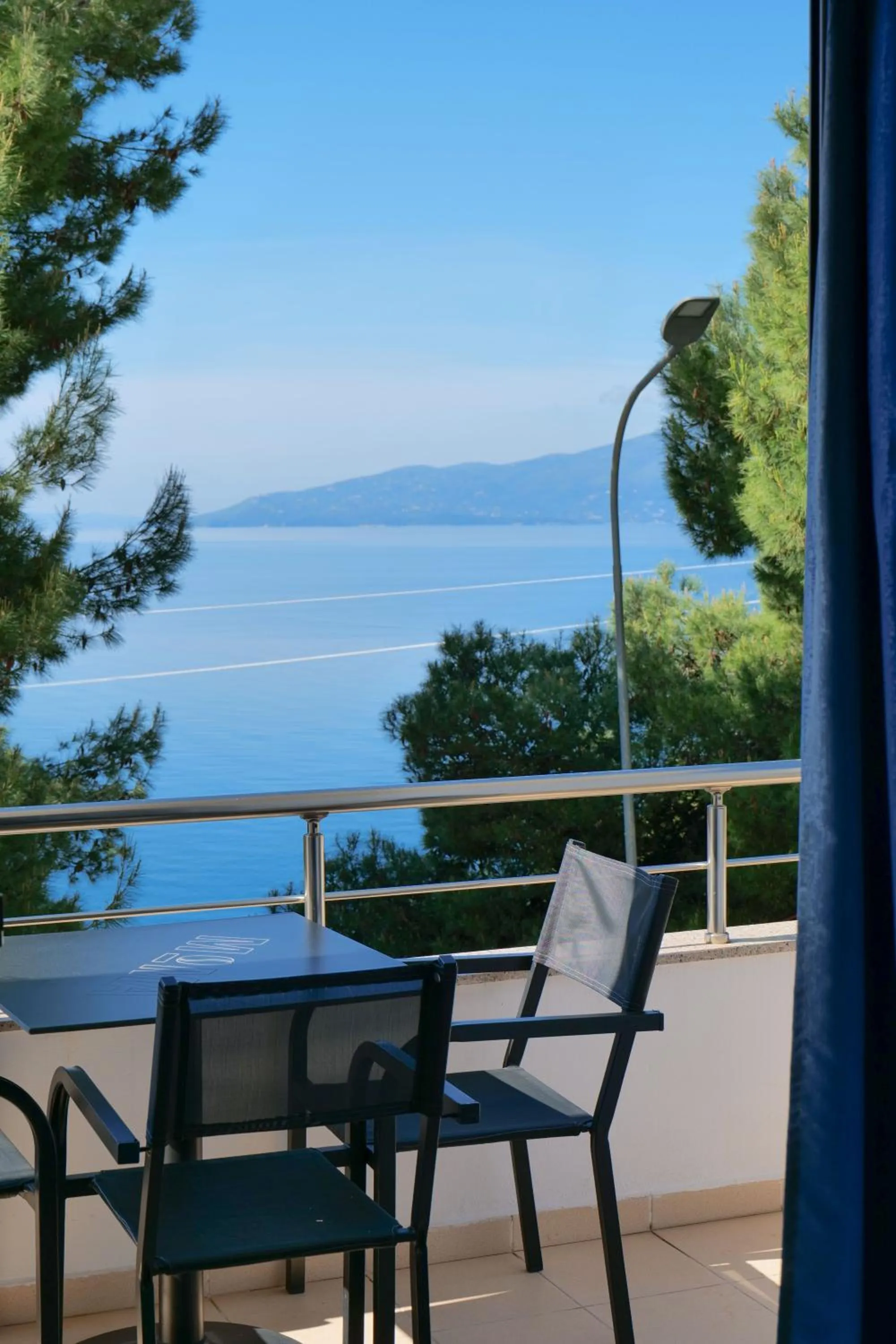 Day in Hotel Argjiro