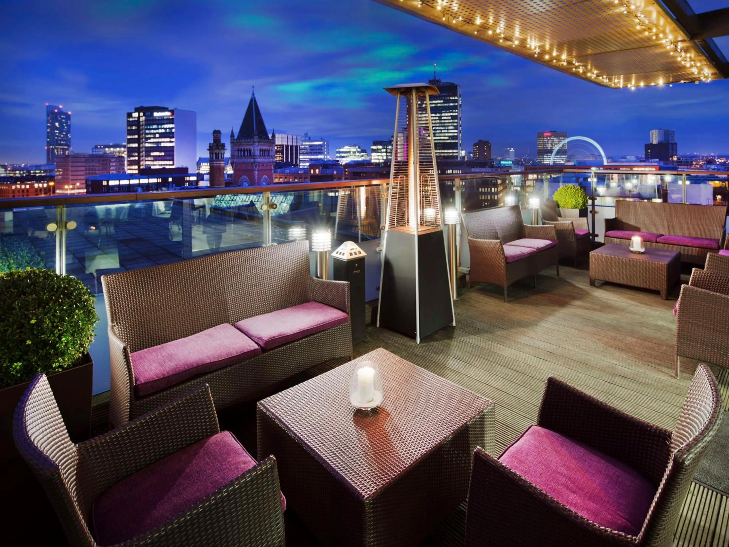 Meeting/conference room in DoubleTree by Hilton Manchester Piccadilly